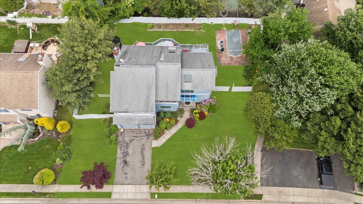 Single Family Carnation  Suffolk County, NY 11735, MLS-866559-2