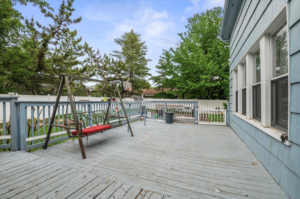 Single Family Carnation  Suffolk County, NY 11735, MLS-866559-33