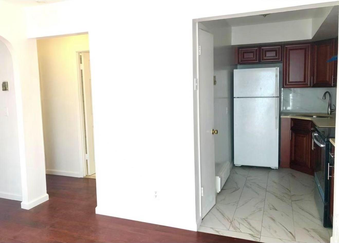 Single Family 17th  Queens, NY 11357, MLS-866569-10