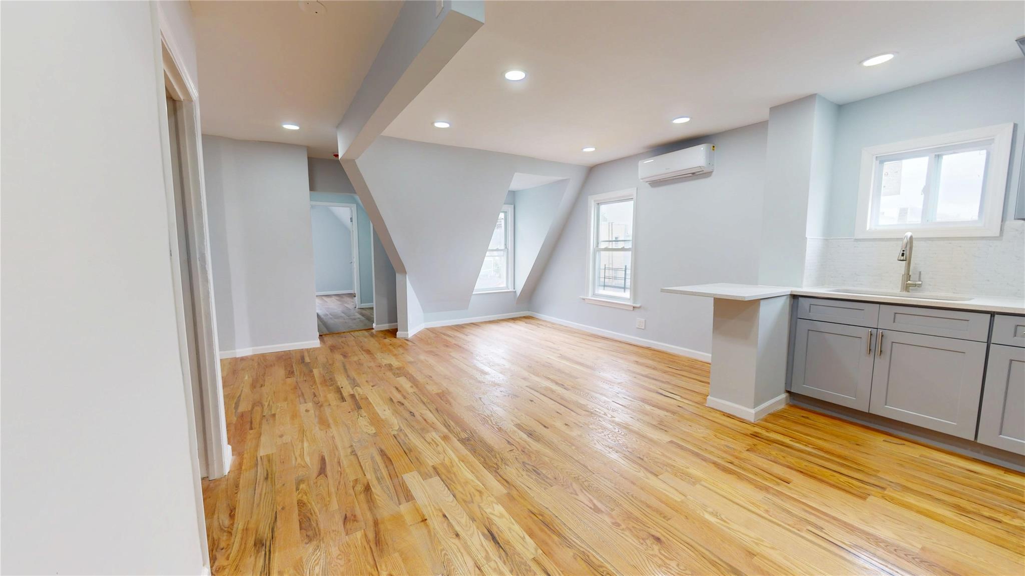 Single Family 111th  Queens, NY 11418, MLS-866613-4