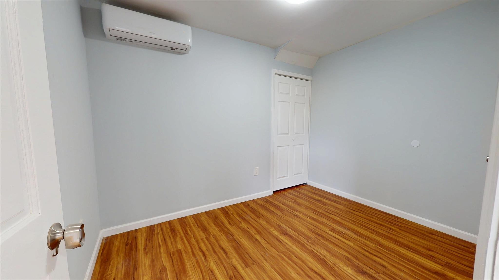 Single Family 111th  Queens, NY 11418, MLS-866613-9