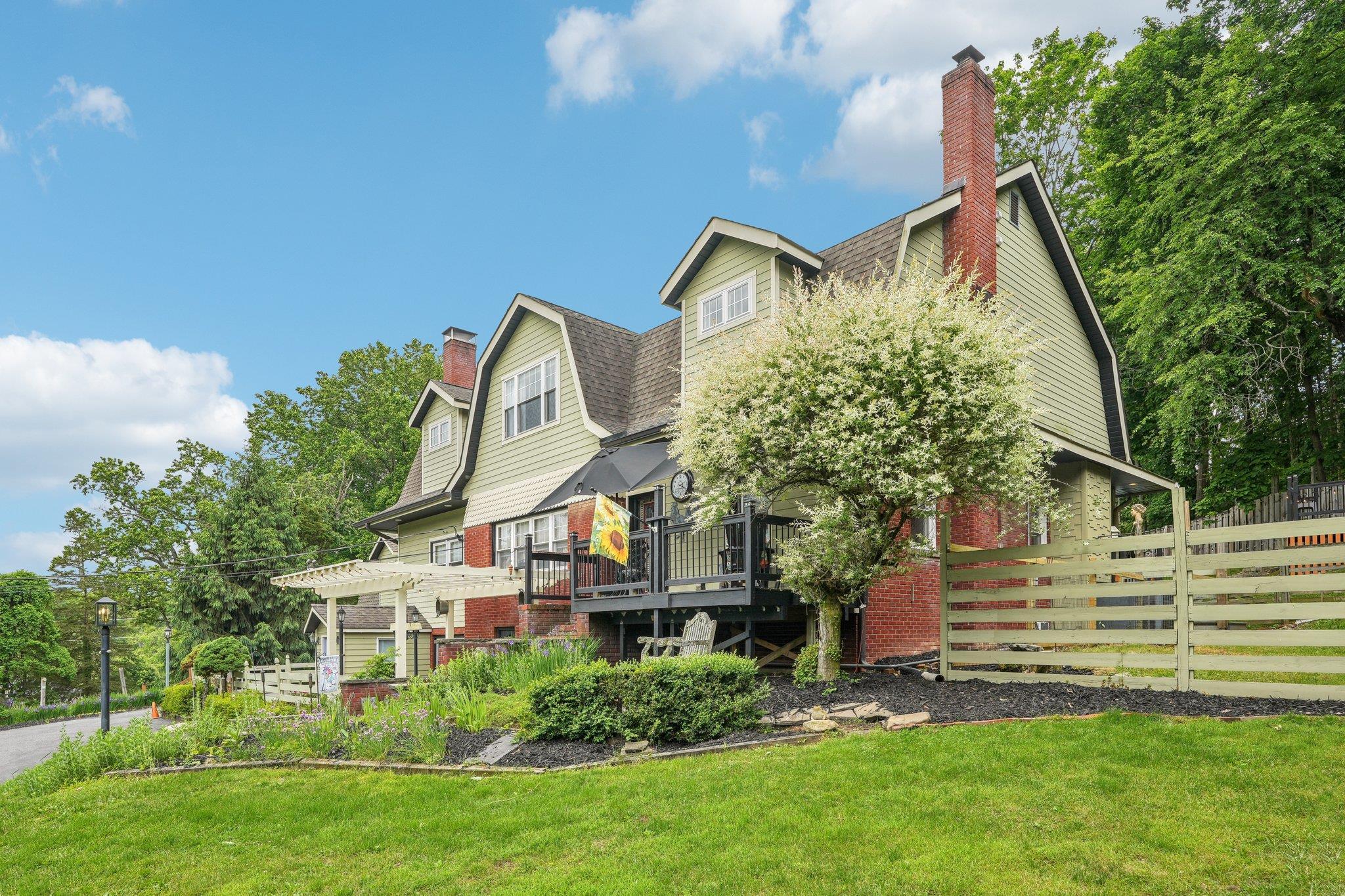 Single Family Buckberg Mountain  Rockland County, NY 10986, MLS-866619-3