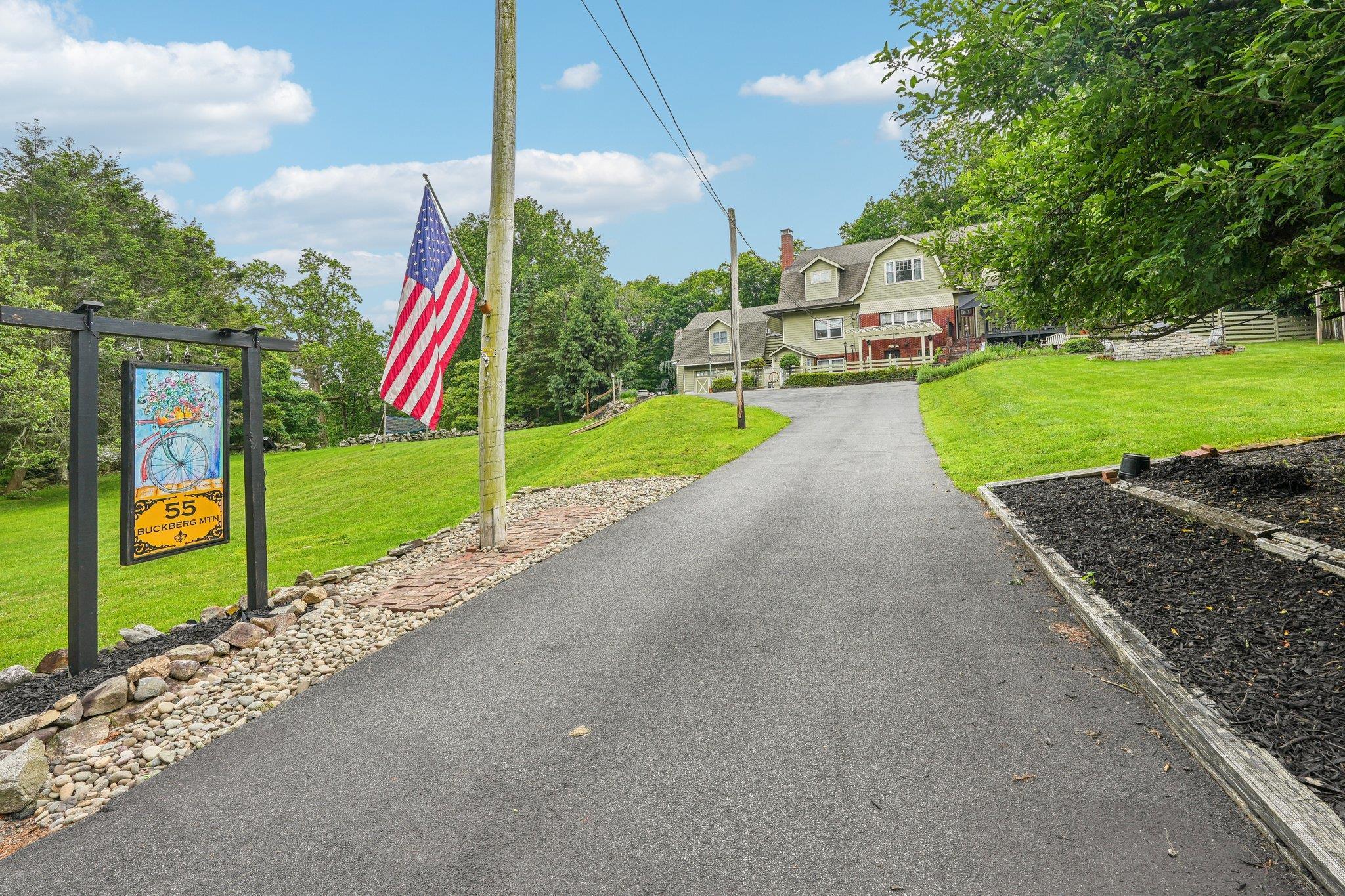 Single Family Buckberg Mountain  Rockland County, NY 10986, MLS-866619-41