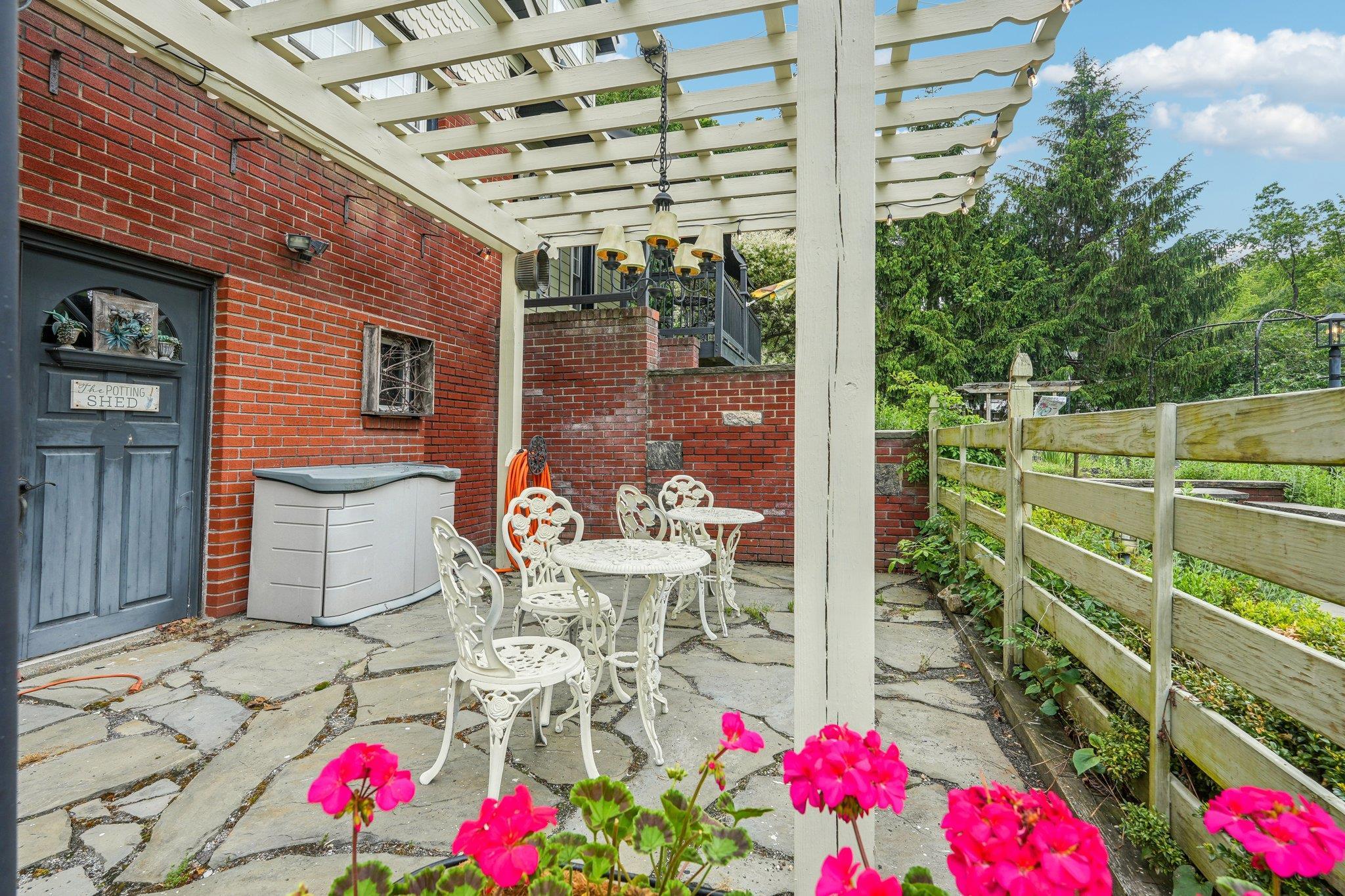 Single Family Buckberg Mountain  Rockland County, NY 10986, MLS-866619-46