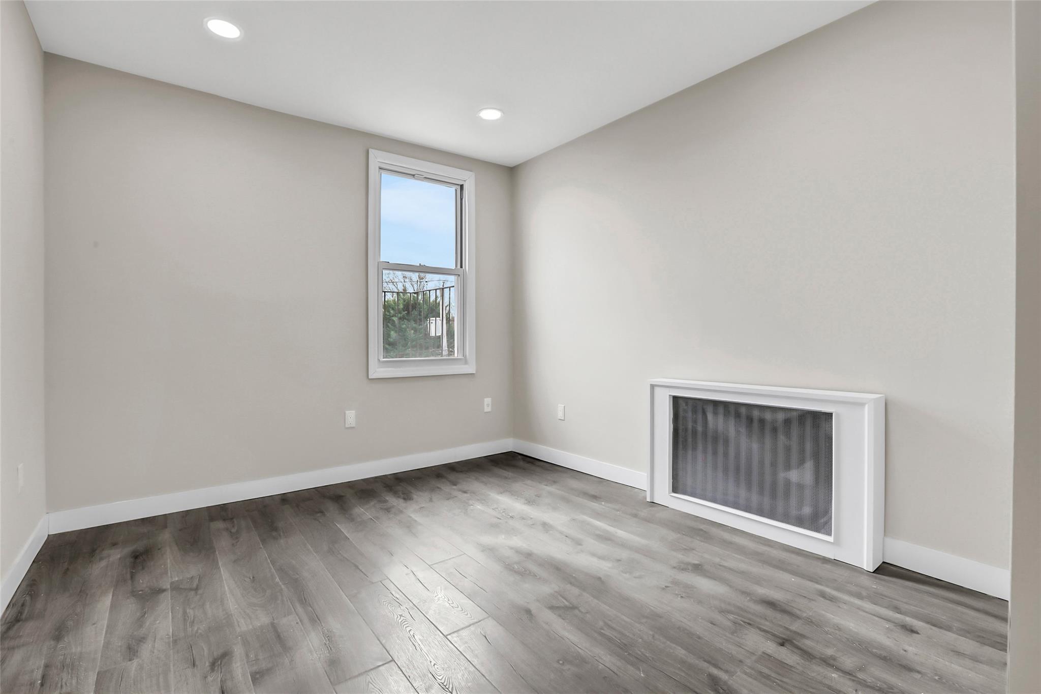 Single Family Union  Westchester County, NY 10801, MLS-866622-14