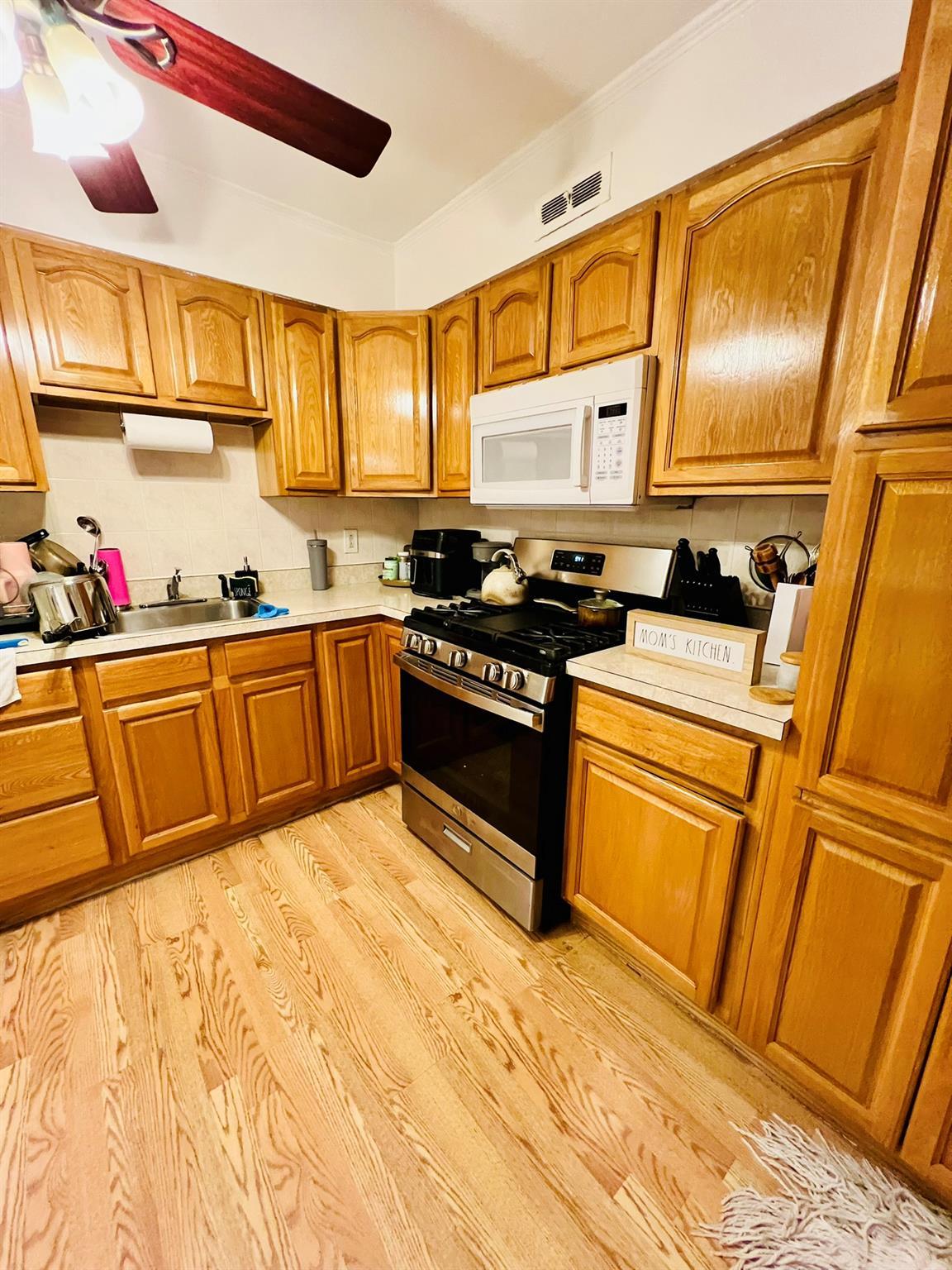 Single Family 117  Queens, NY 11356, MLS-866625-10