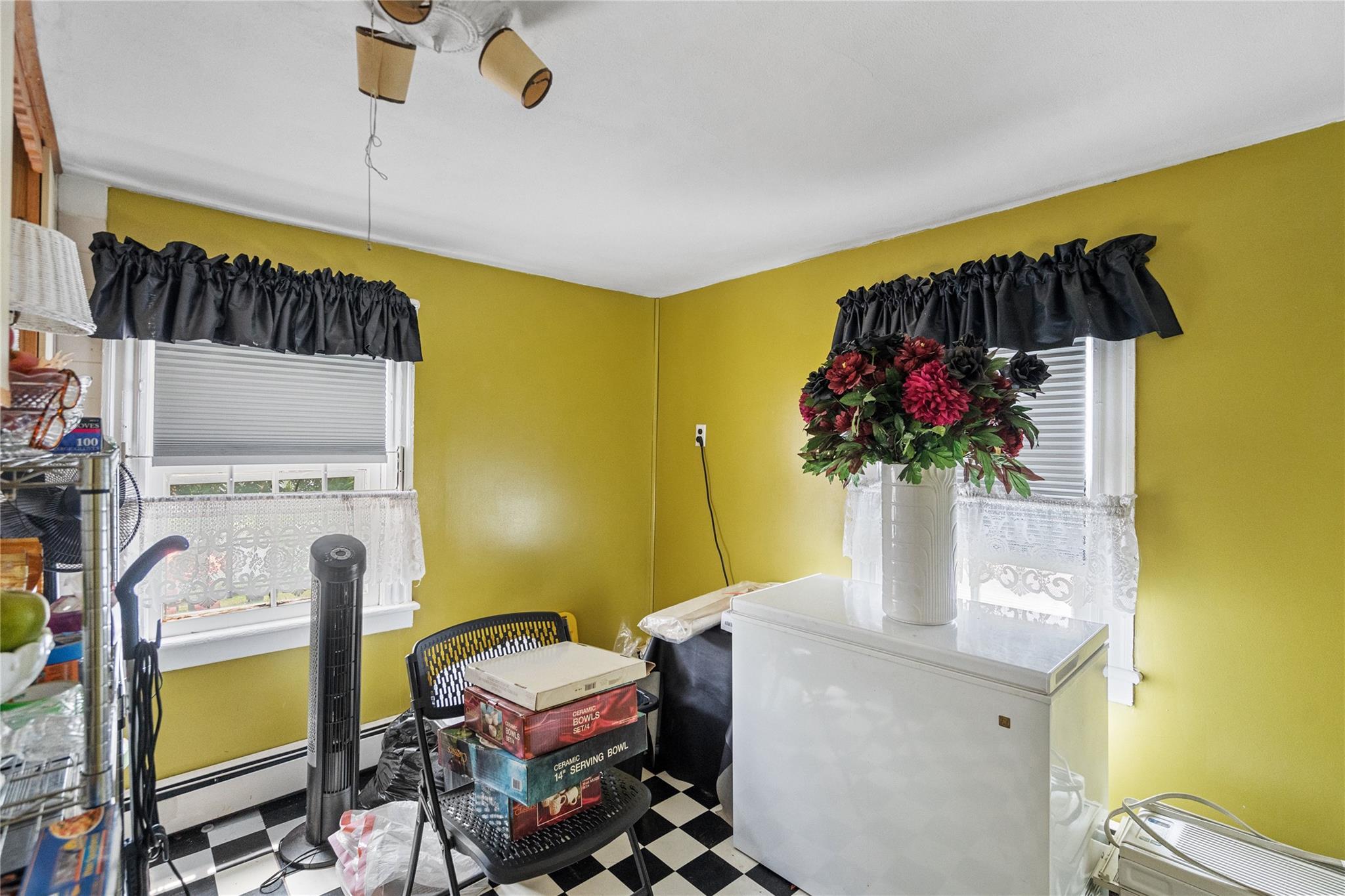 Single Family Linden  Nassau County, NY 11550, MLS-866677-13