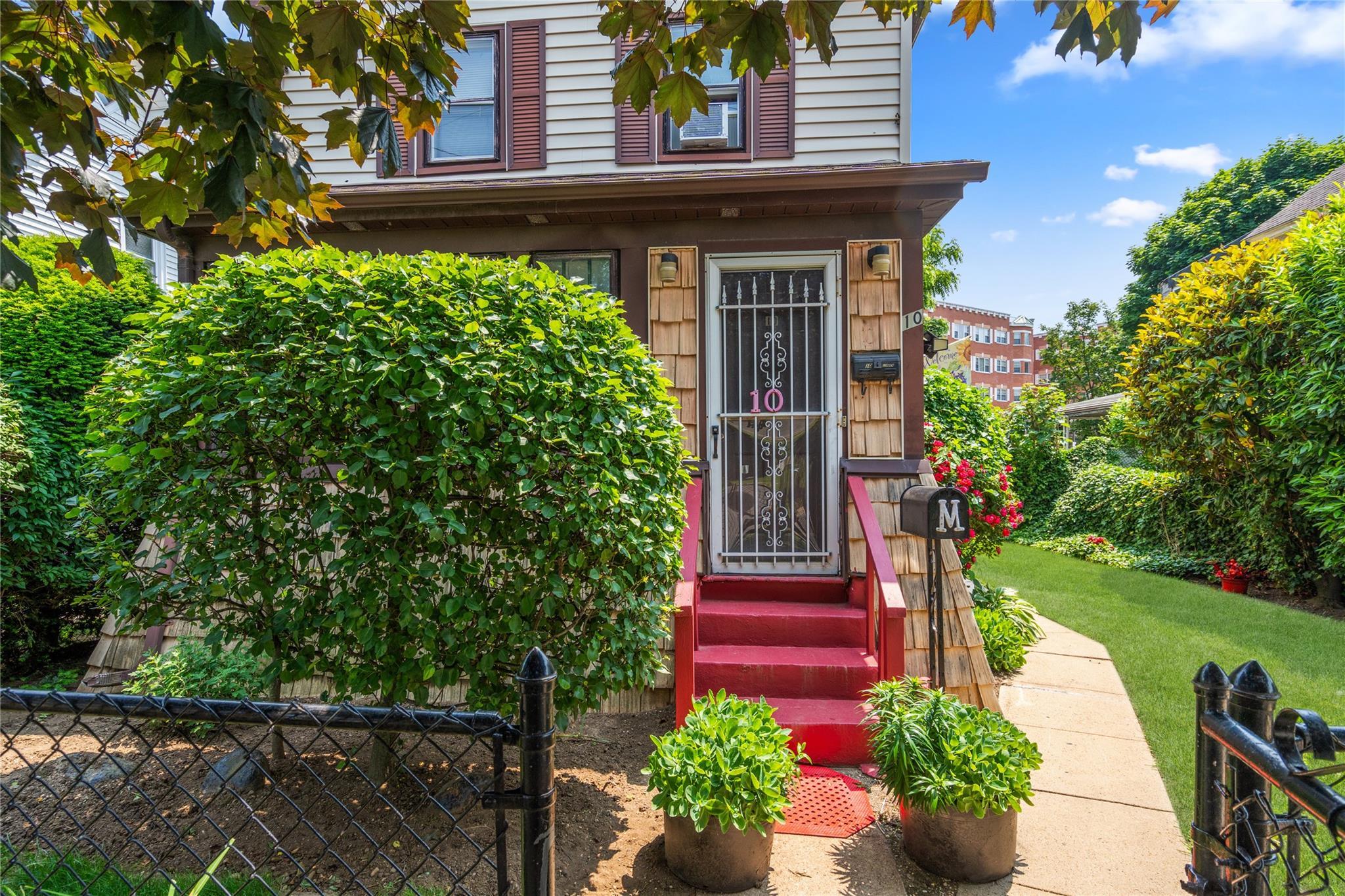 Single Family Linden  Nassau County, NY 11550, MLS-866677-2