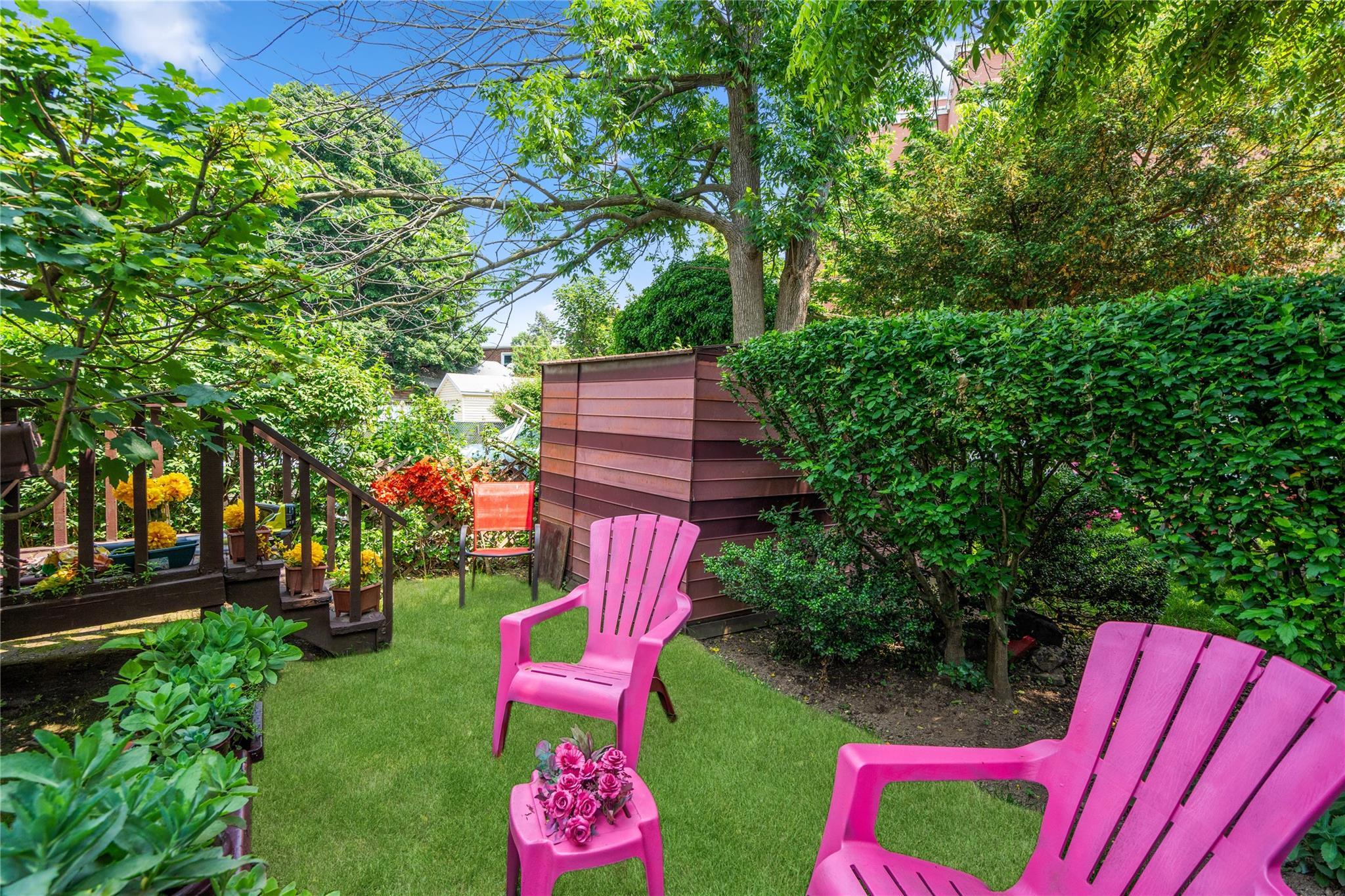 Single Family Linden  Nassau County, NY 11550, MLS-866677-23