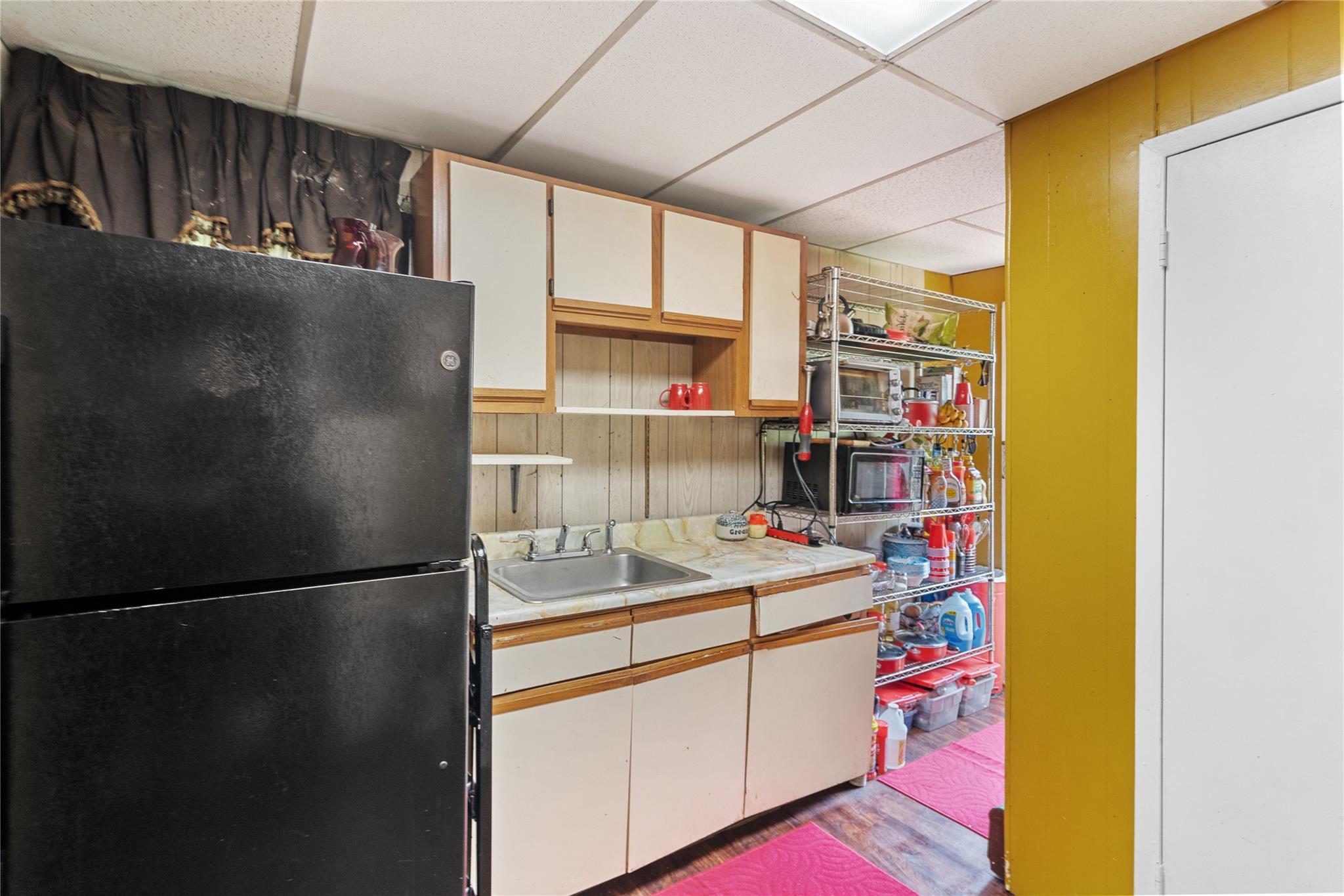 Single Family Linden  Nassau County, NY 11550, MLS-866677-9