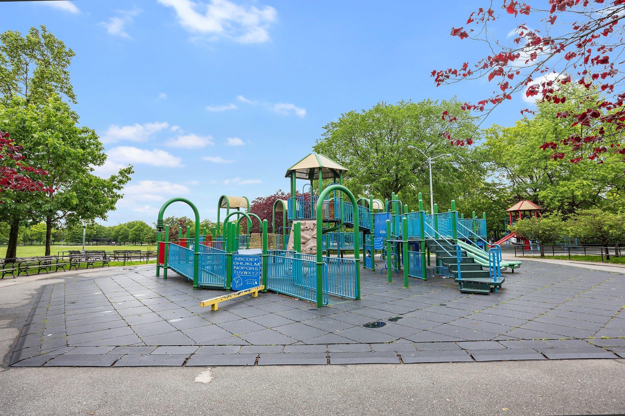 Single Family 73rd  Queens, NY 11379, MLS-866685-25