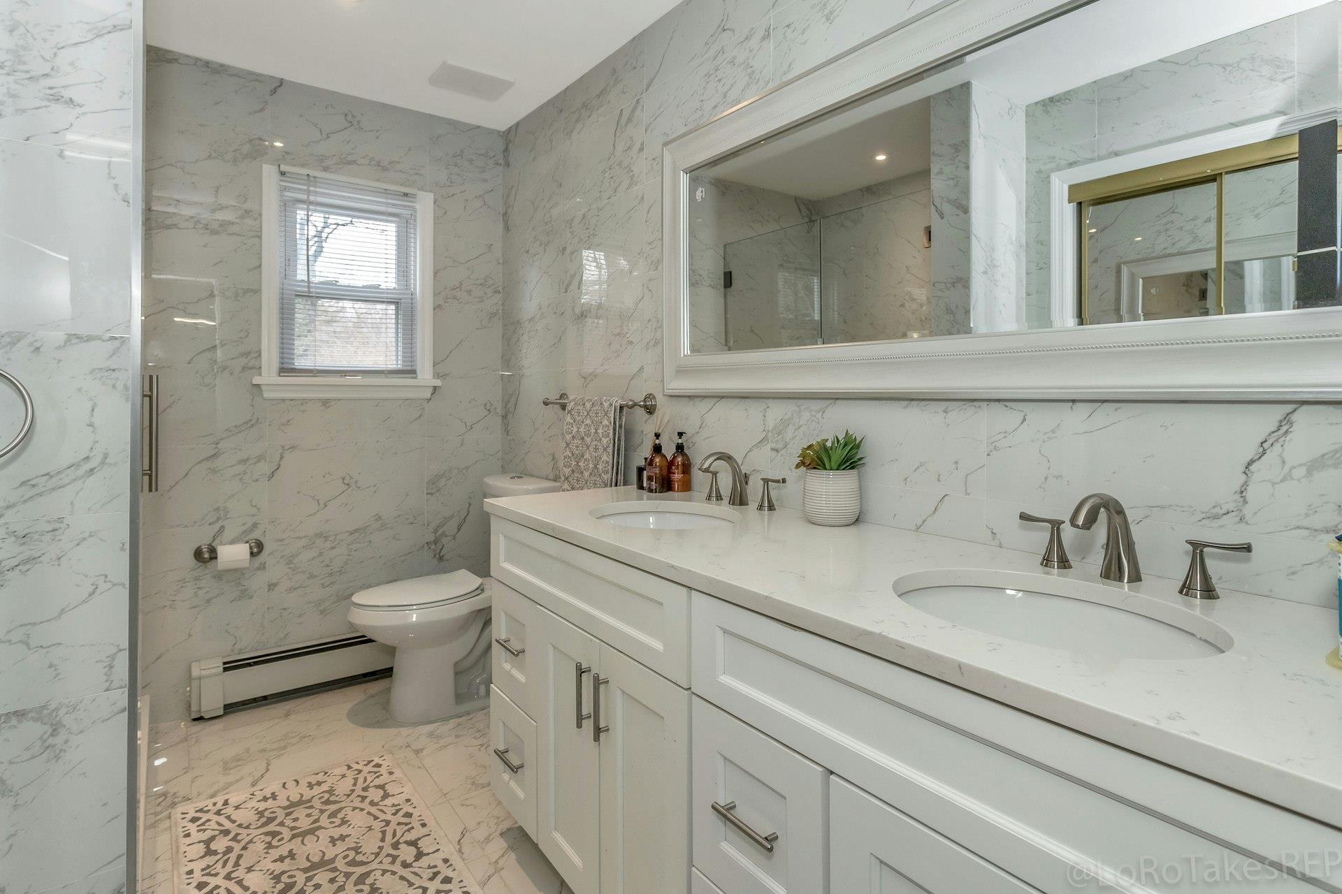 Single Family Bagatelle  Suffolk County, NY 11747, MLS-866701-33