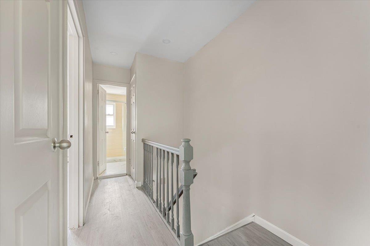 Single Family 230th  Bronx, NY 10466, MLS-866713-7