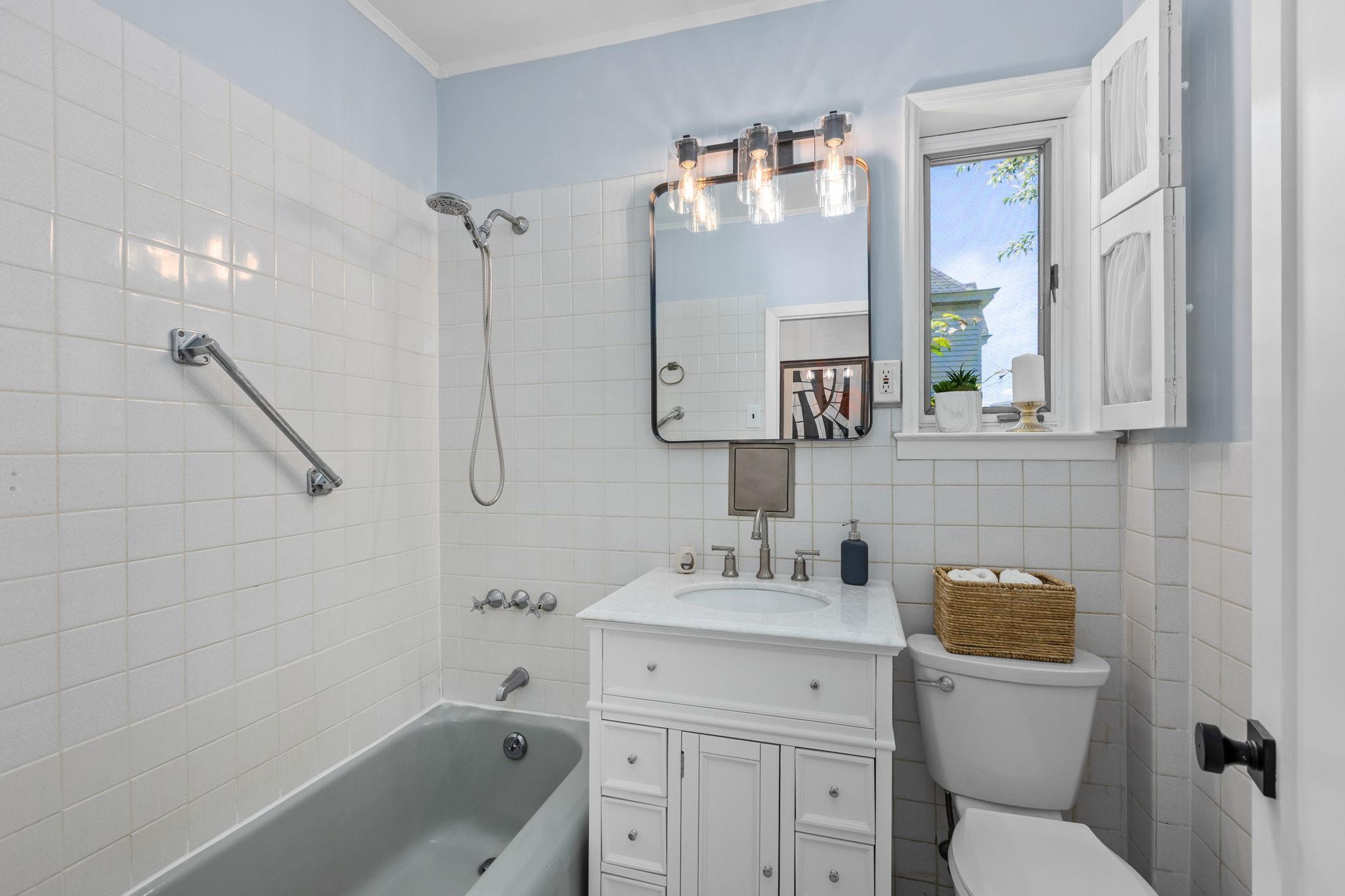 Single Family Bay  Bronx, NY 10464, MLS-866716-19