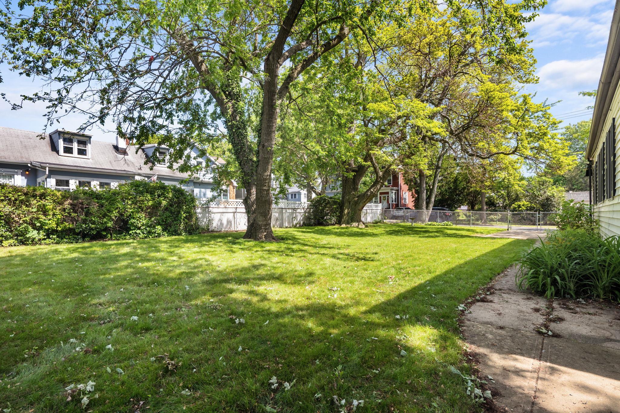 Single Family Bay  Bronx, NY 10464, MLS-866716-26