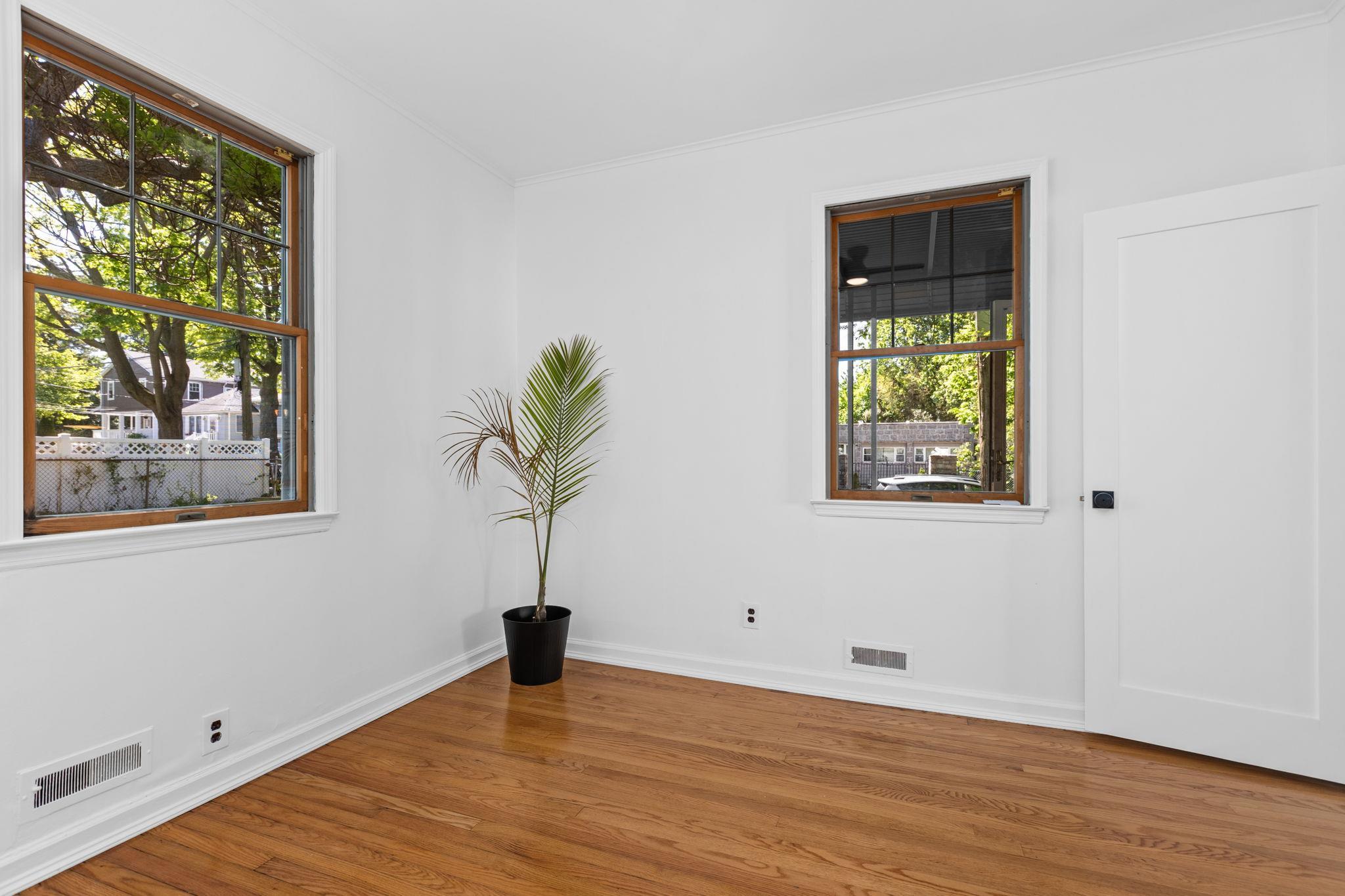 Single Family Bay  Bronx, NY 10464, MLS-866716-9