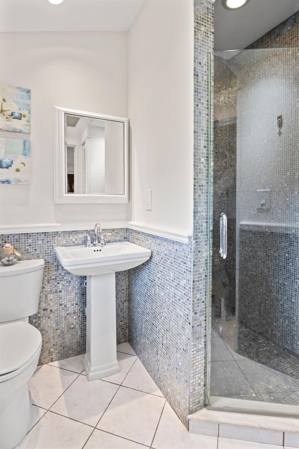 Single Family West Shore  Suffolk County, NY 11706, MLS-866734-30