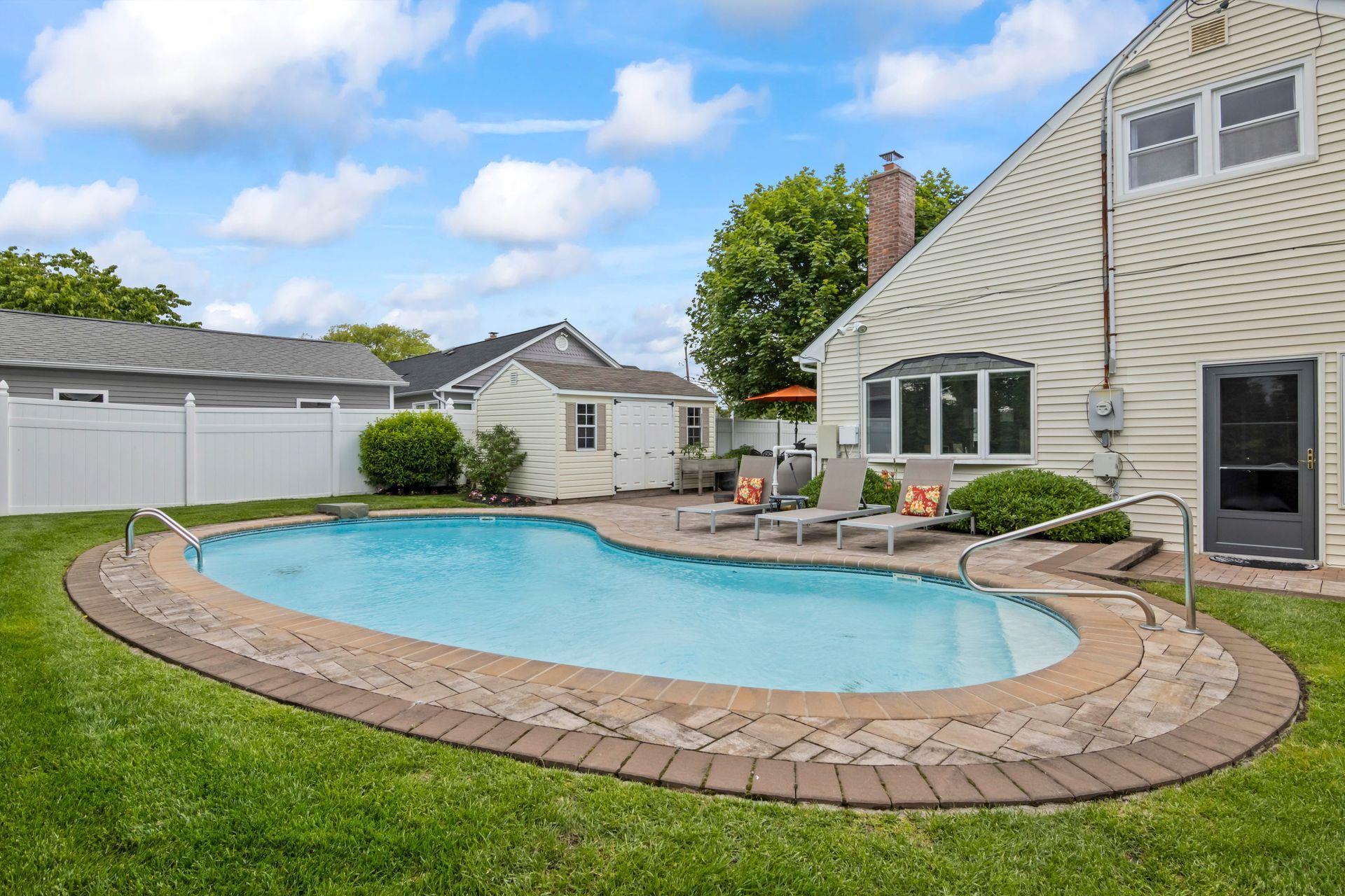 Single Family West Shore  Suffolk County, NY 11706, MLS-866734-41
