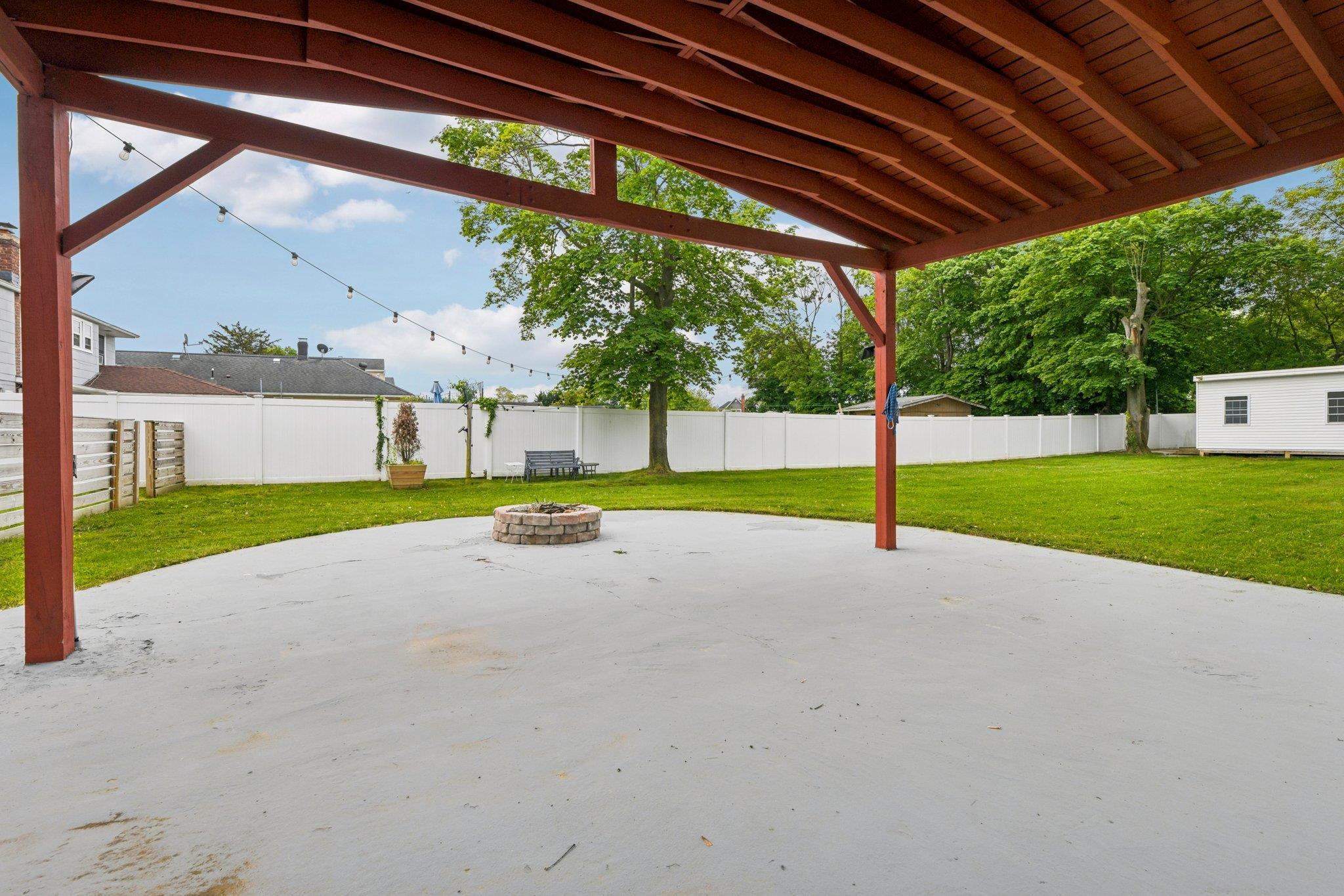 Single Family Main  Nassau County, NY 11735, MLS-866737-24