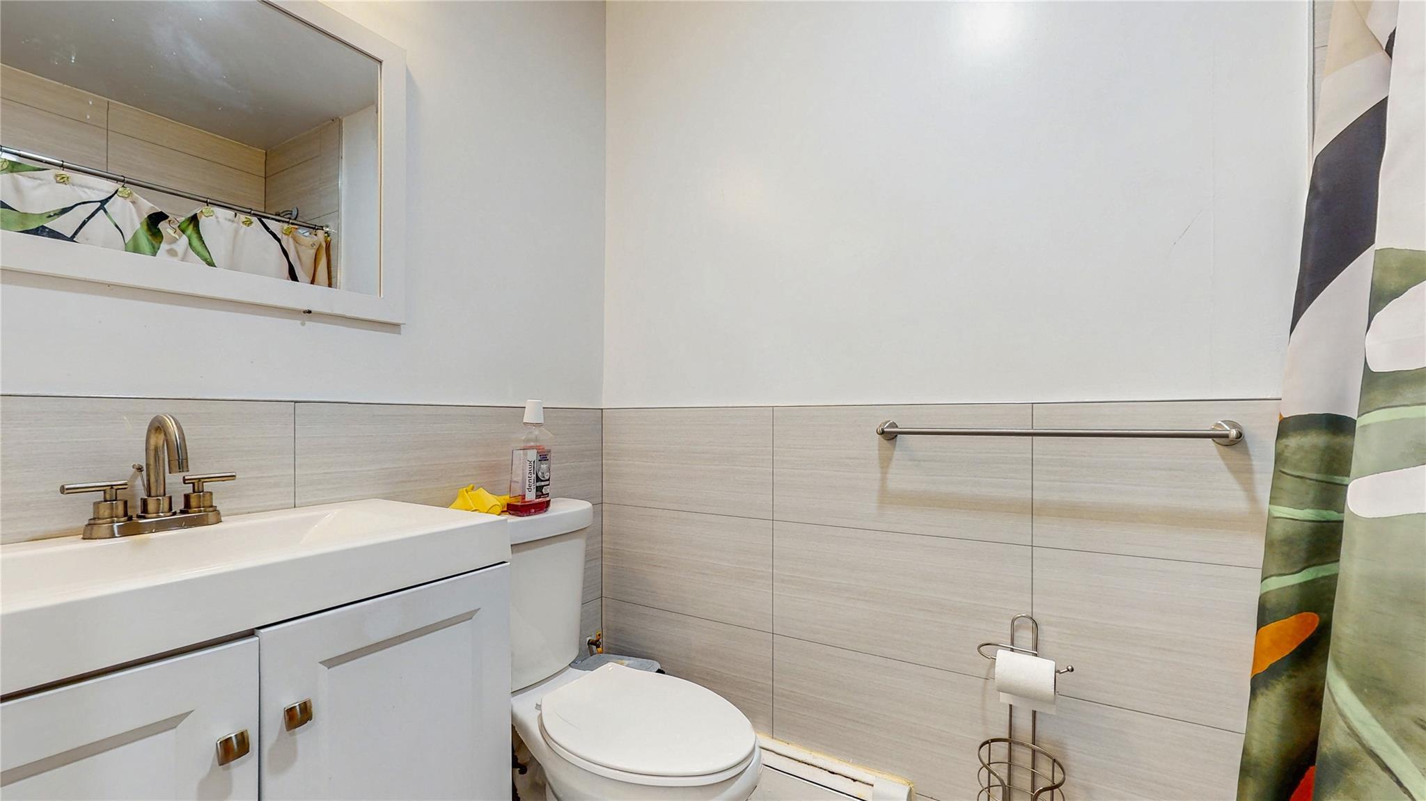 Single Family 61st  Queens, NY 11377, MLS-866748-25