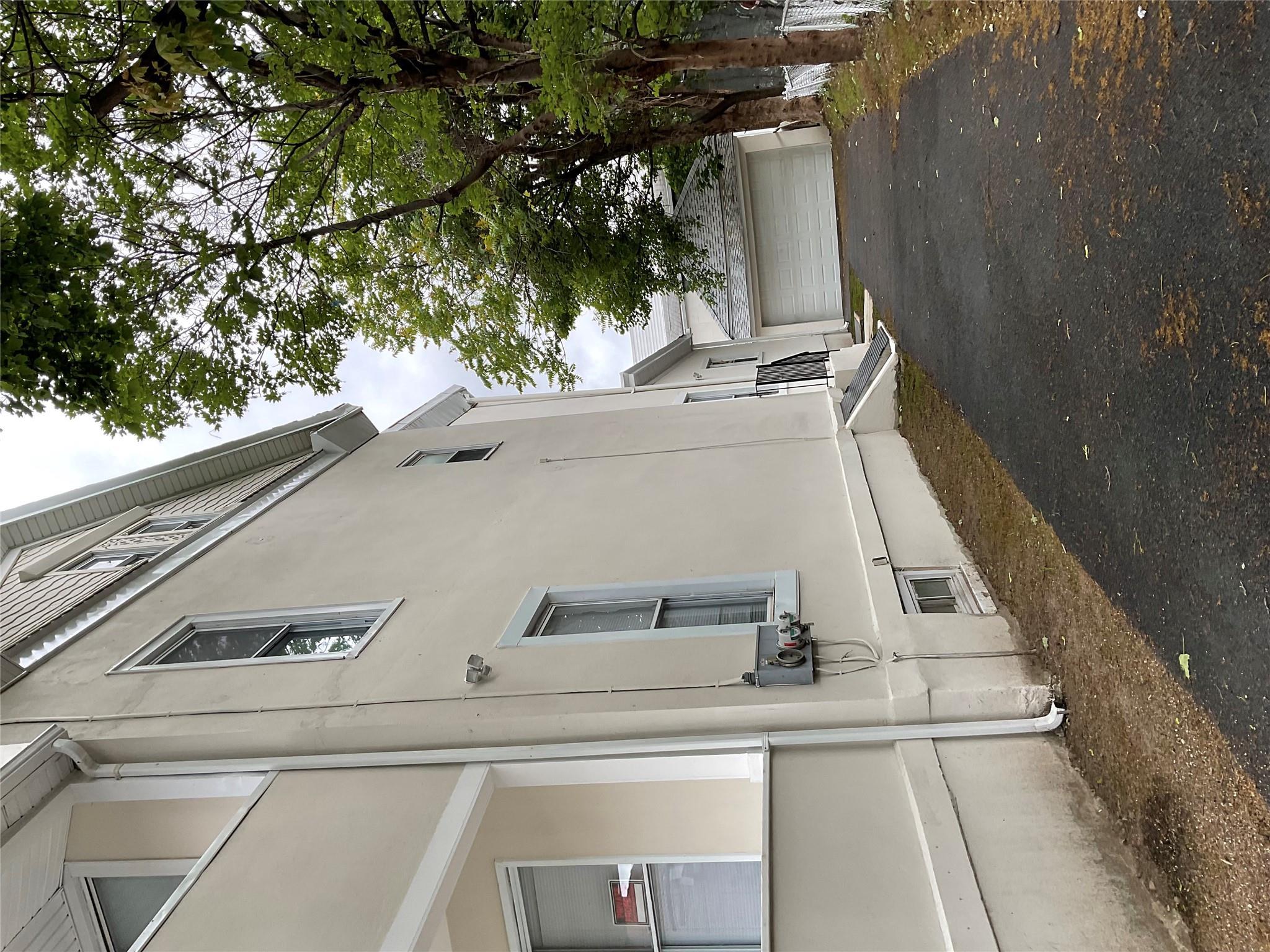 Single Family 3rd  Westchester County, NY 10550, MLS-866756-4