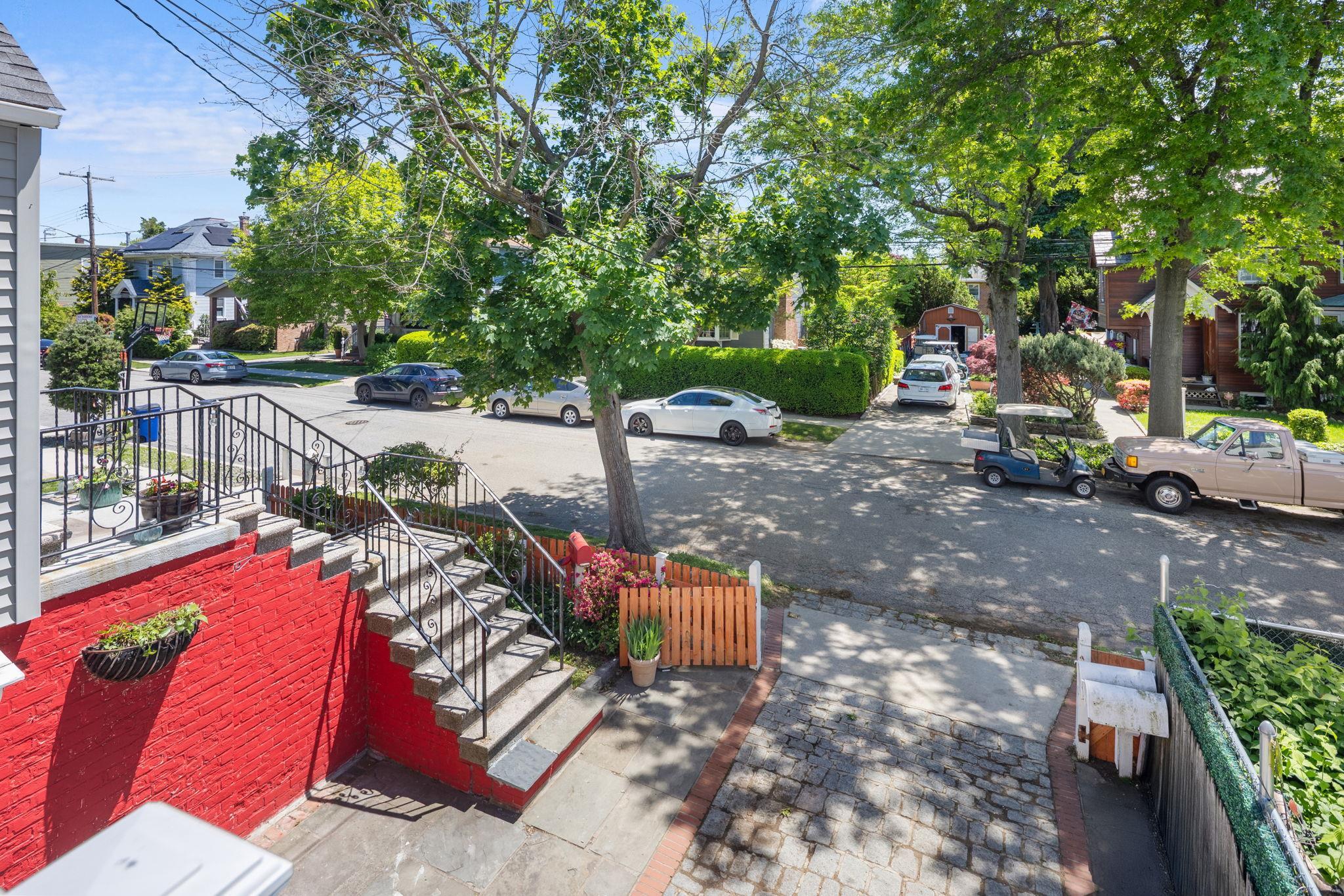 Single Family Centre  Bronx, NY 10464, MLS-866779-16