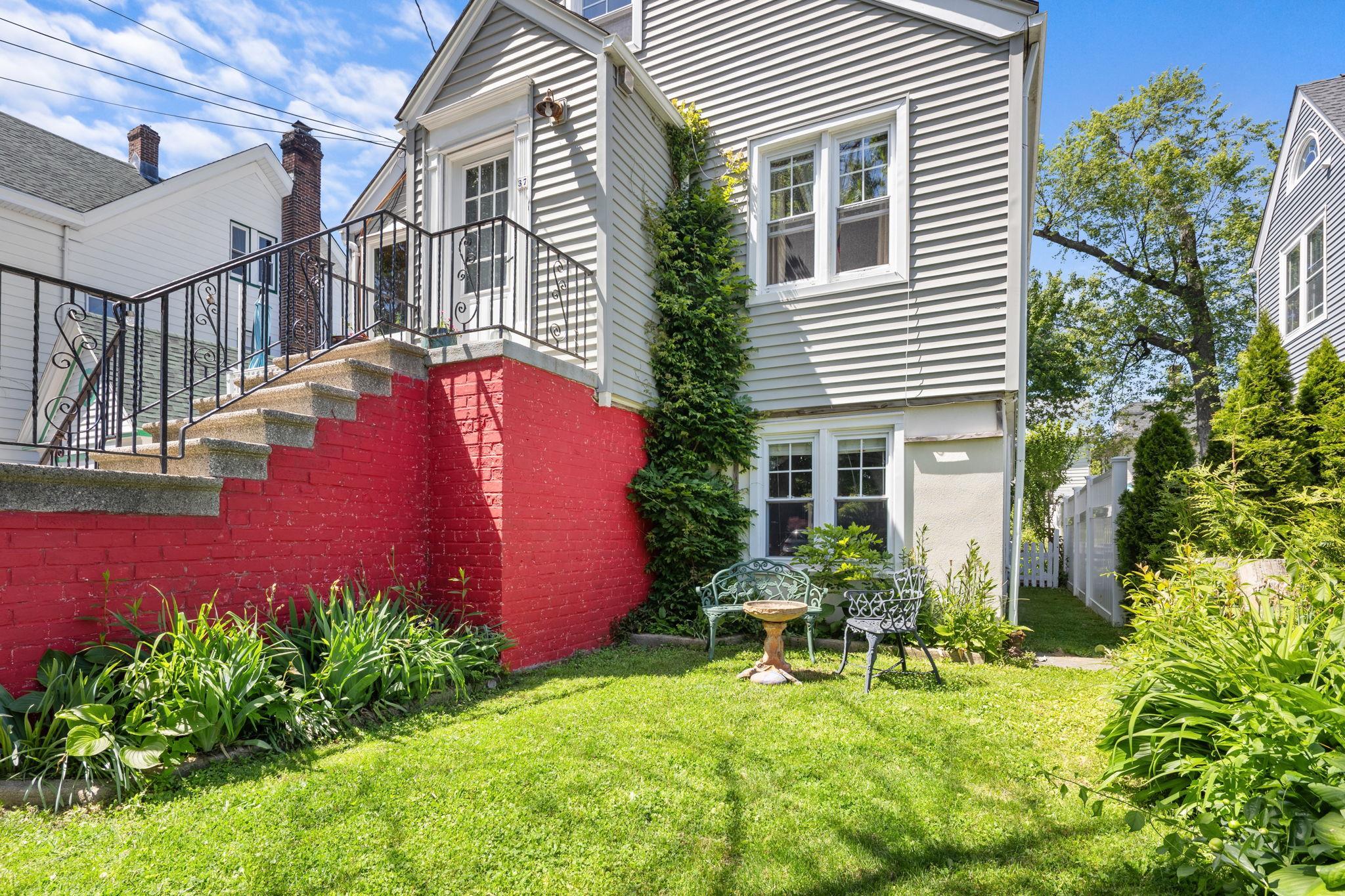 Single Family Centre  Bronx, NY 10464, MLS-866779-24