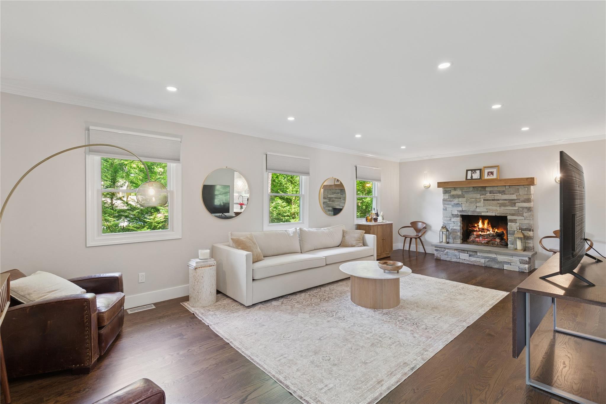 Single Family Oakside  Suffolk County, NY 11787, MLS-866782-19