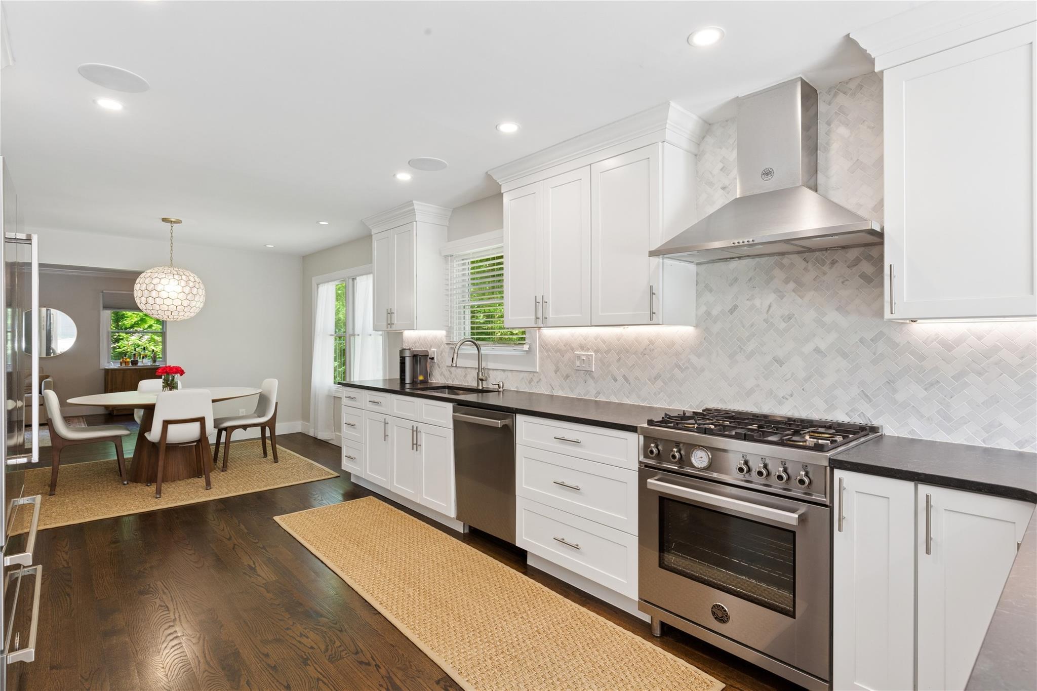 Single Family Oakside  Suffolk County, NY 11787, MLS-866782-27
