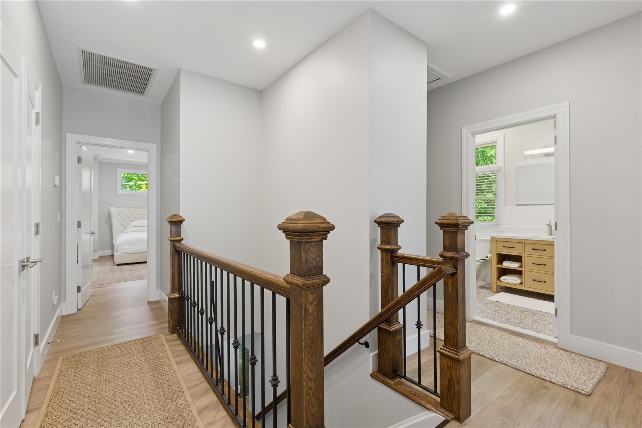Single Family Oakside  Suffolk County, NY 11787, MLS-866782-31