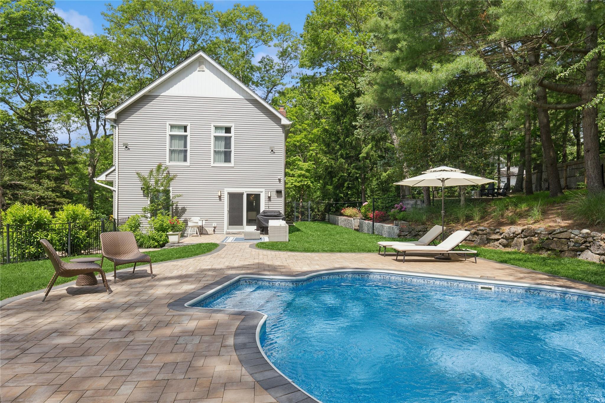 Single Family Oakside  Suffolk County, NY 11787, MLS-866782-8