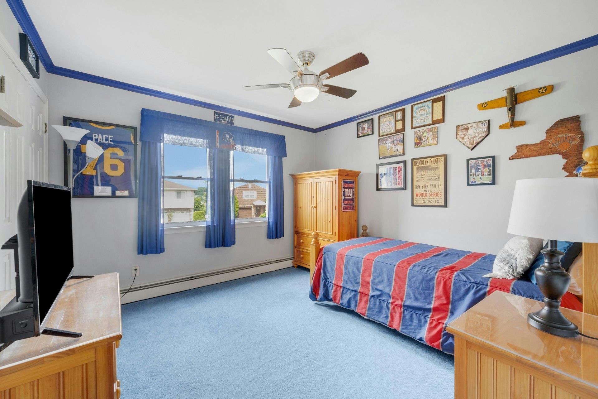 Single Family Brothers  Westchester County, NY 10709, MLS-866804-20