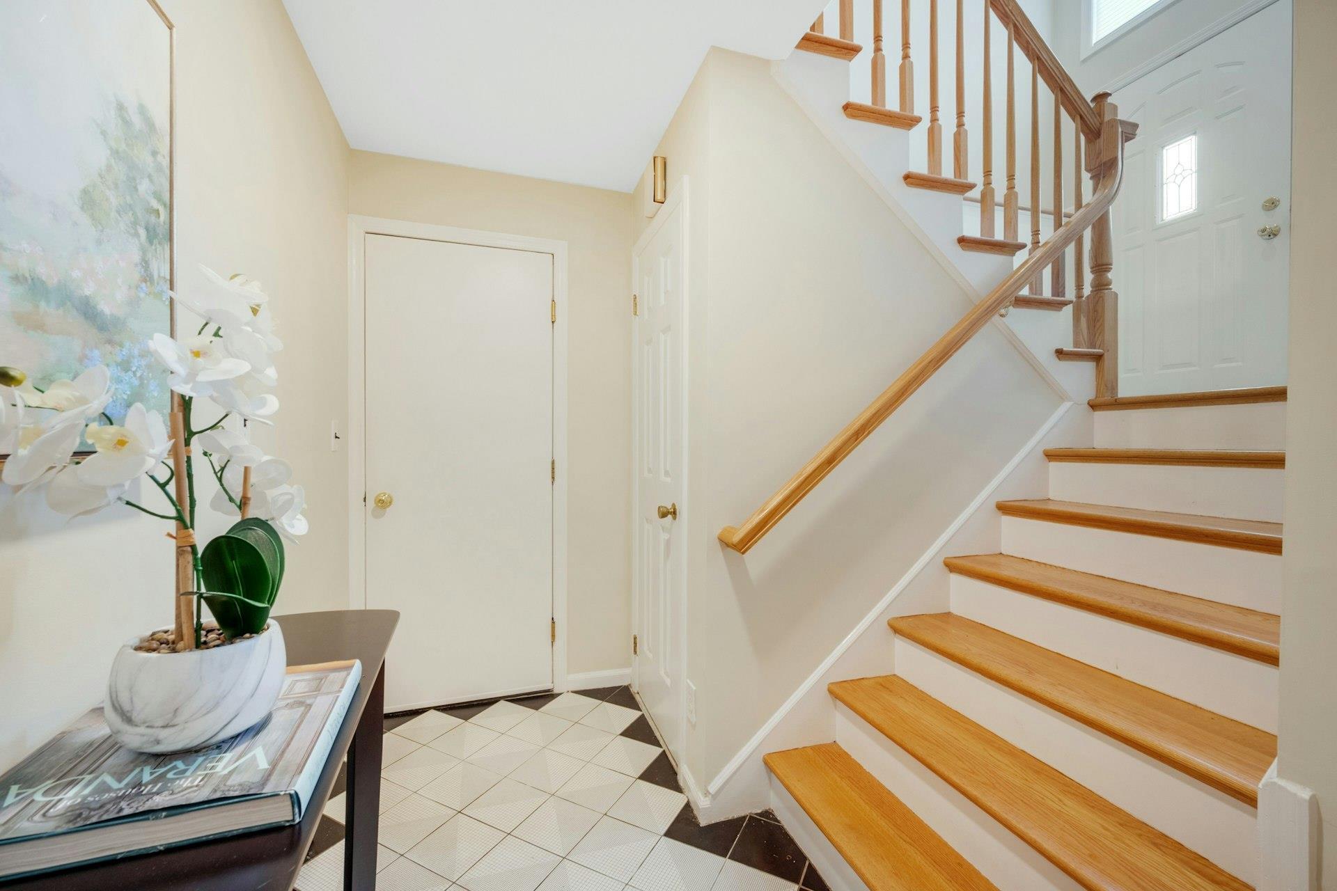 Single Family Brothers  Westchester County, NY 10709, MLS-866804-23