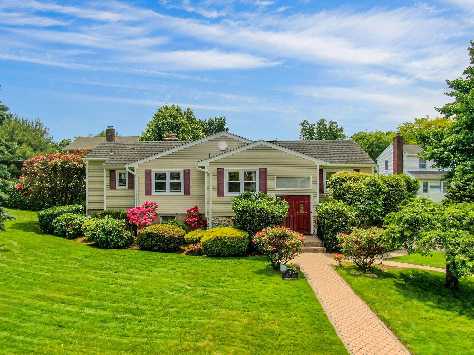 Single Family Brothers  Westchester County, NY 10709, MLS-866804-33