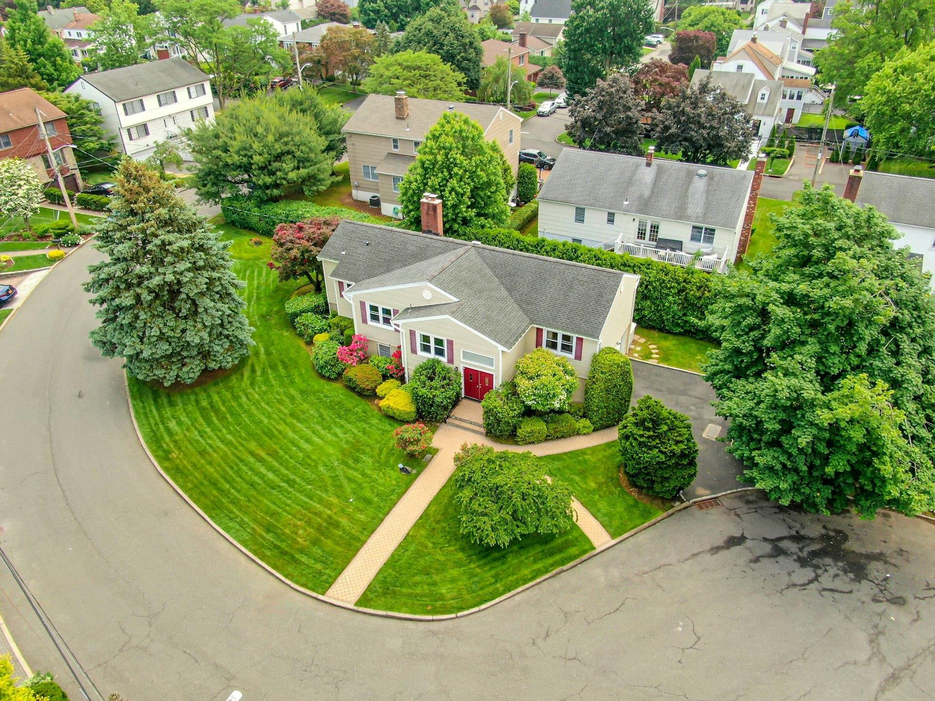 Single Family Brothers  Westchester County, NY 10709, MLS-866804-34