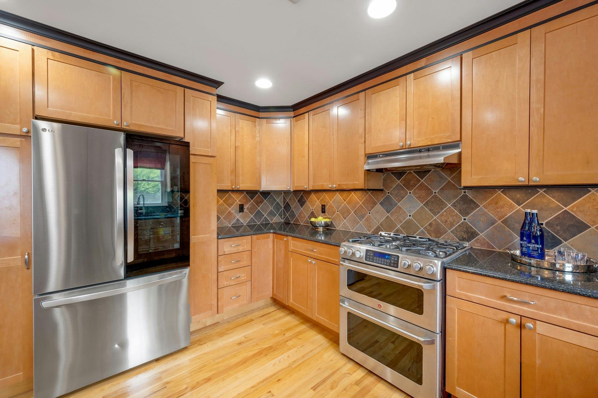 Single Family Brothers  Westchester County, NY 10709, MLS-866804-8