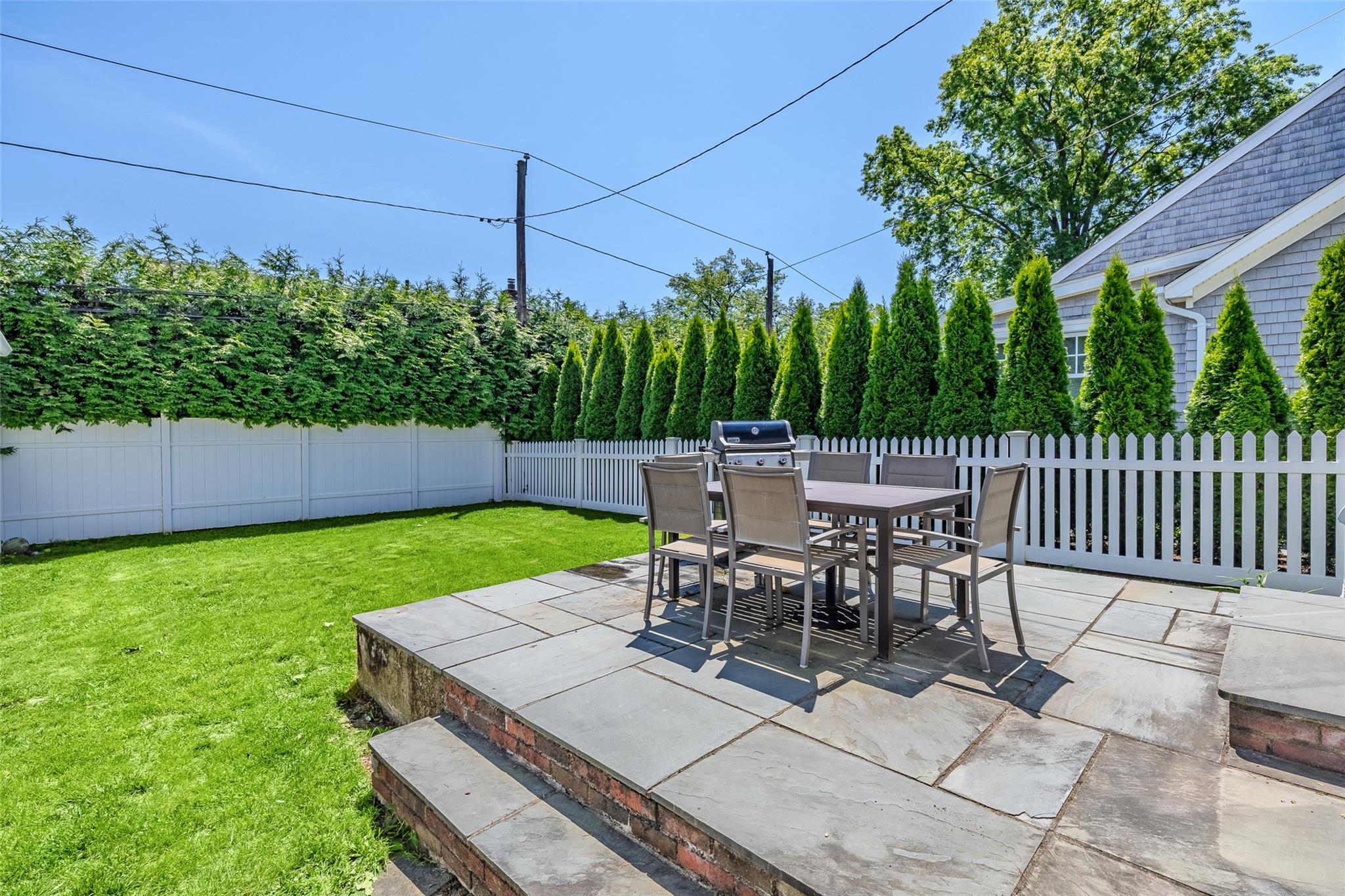 Single Family Spruce  Nassau County, NY 11530, MLS-866806-27