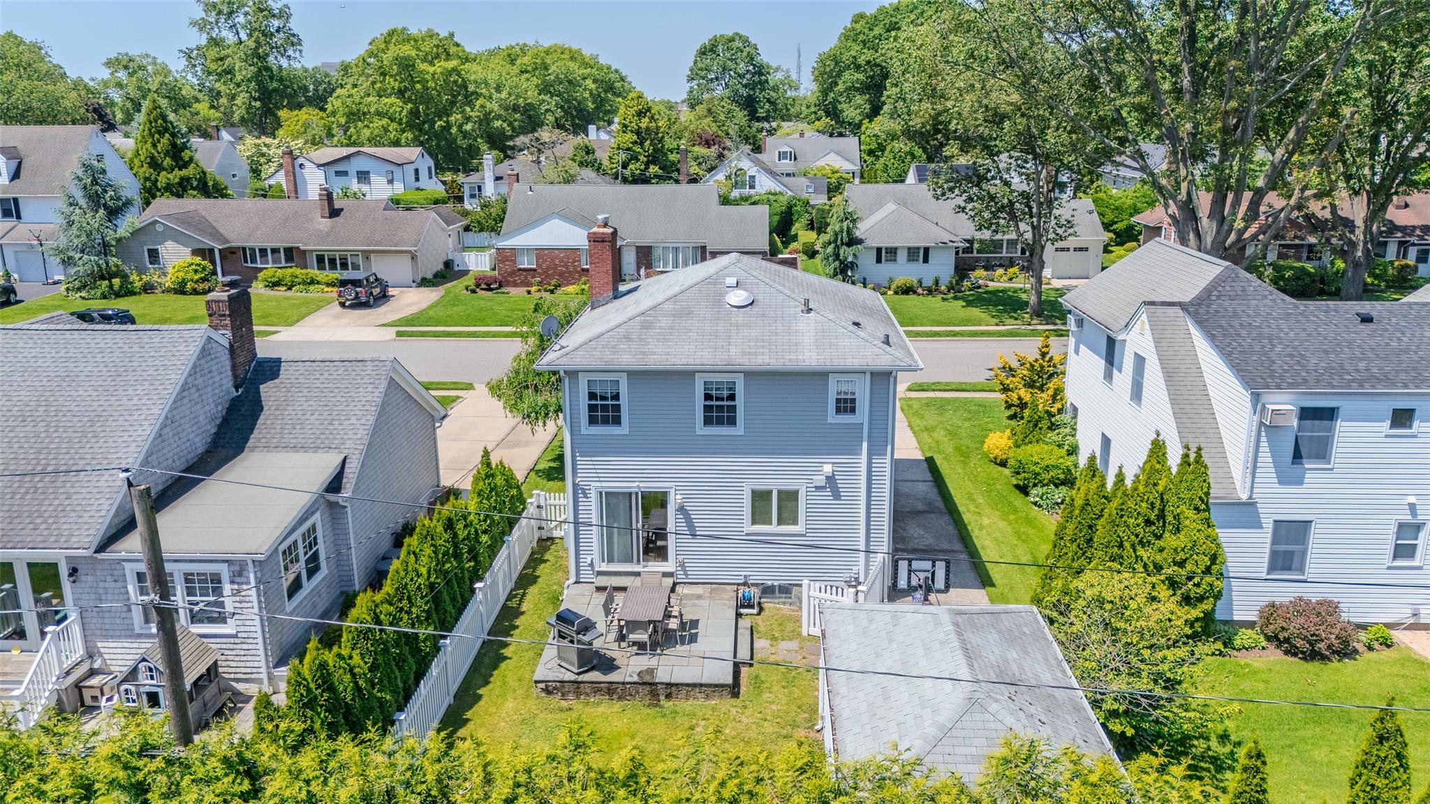 Single Family Spruce  Nassau County, NY 11530, MLS-866806-28