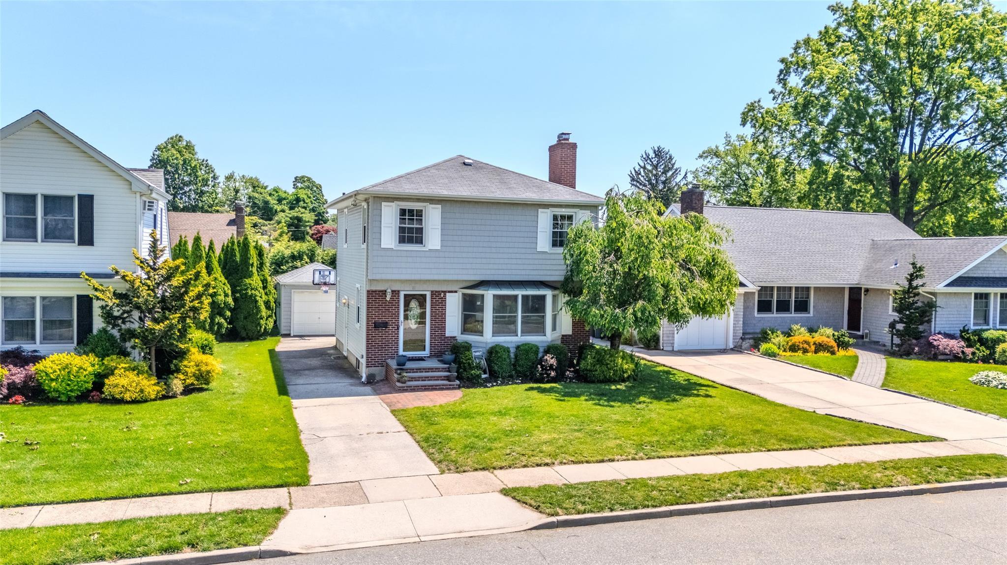 Single Family Spruce  Nassau County, NY 11530, MLS-866806-5