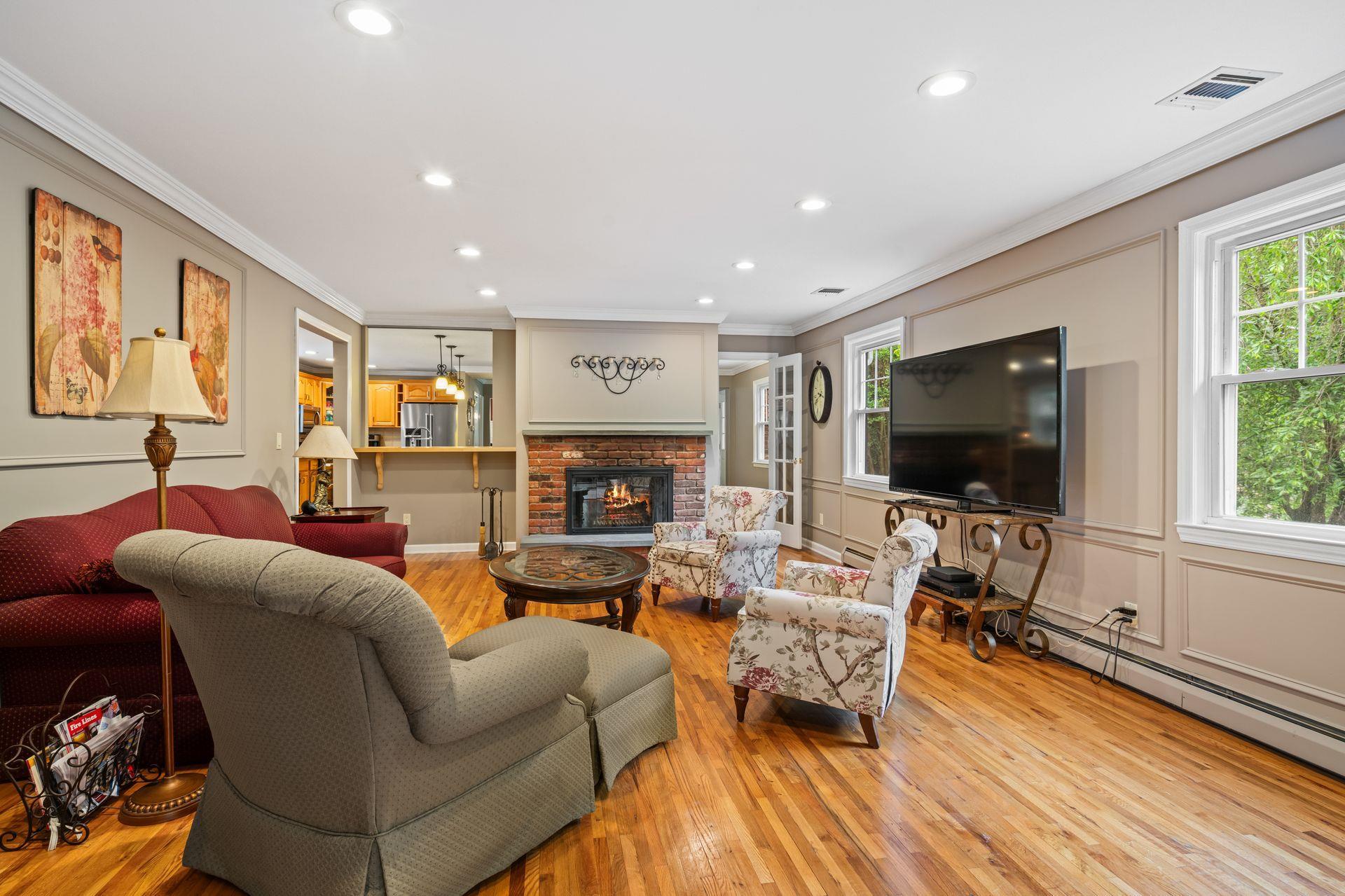 Single Family Cove  Suffolk County, NY 11743, MLS-866824-16