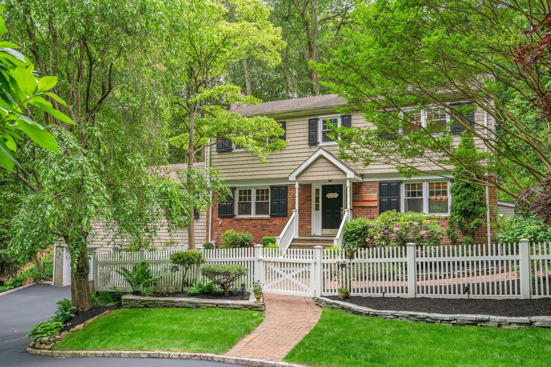Single Family Cove  Suffolk County, NY 11743, MLS-866824-2