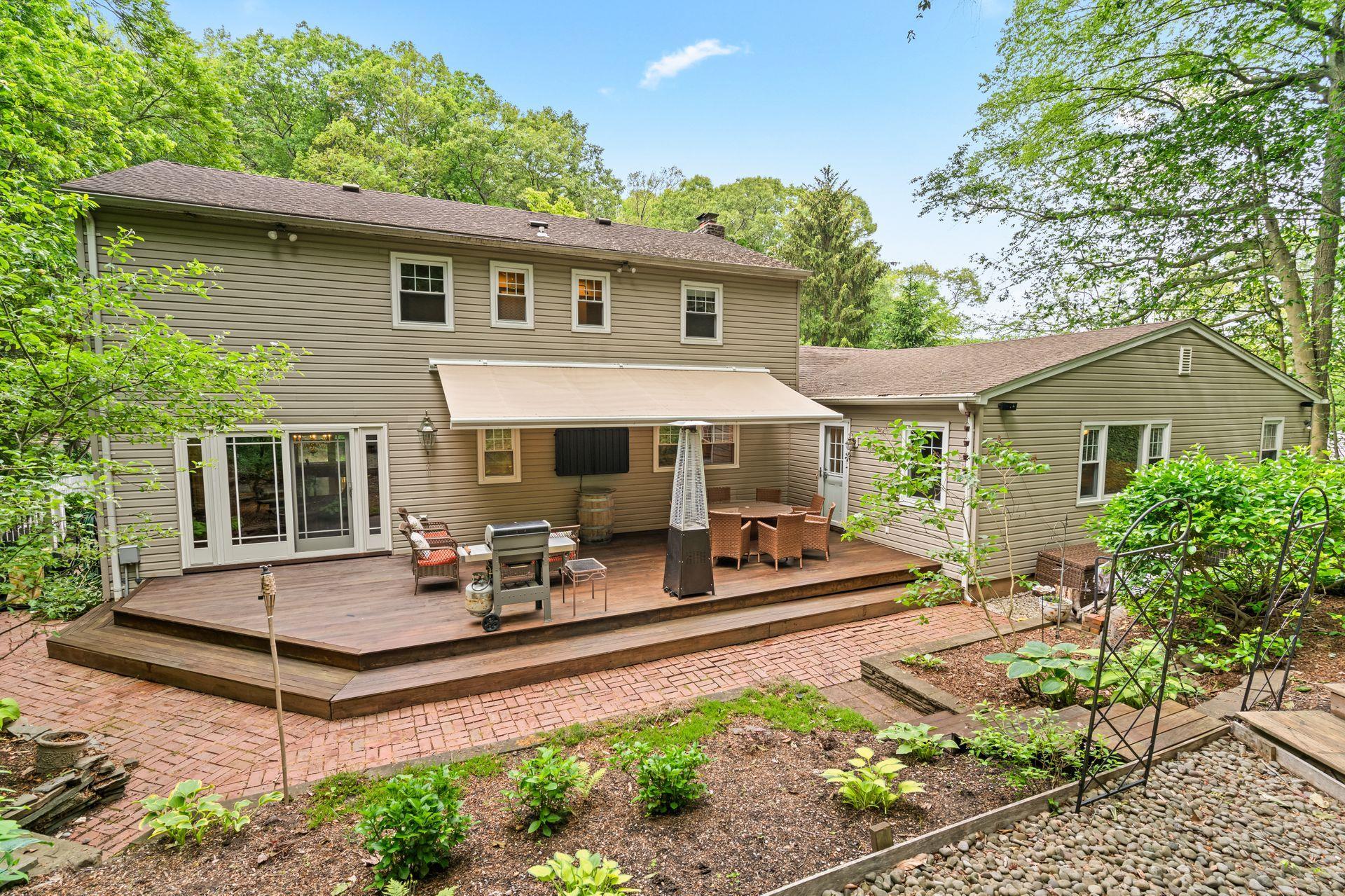 Single Family Cove  Suffolk County, NY 11743, MLS-866824-33