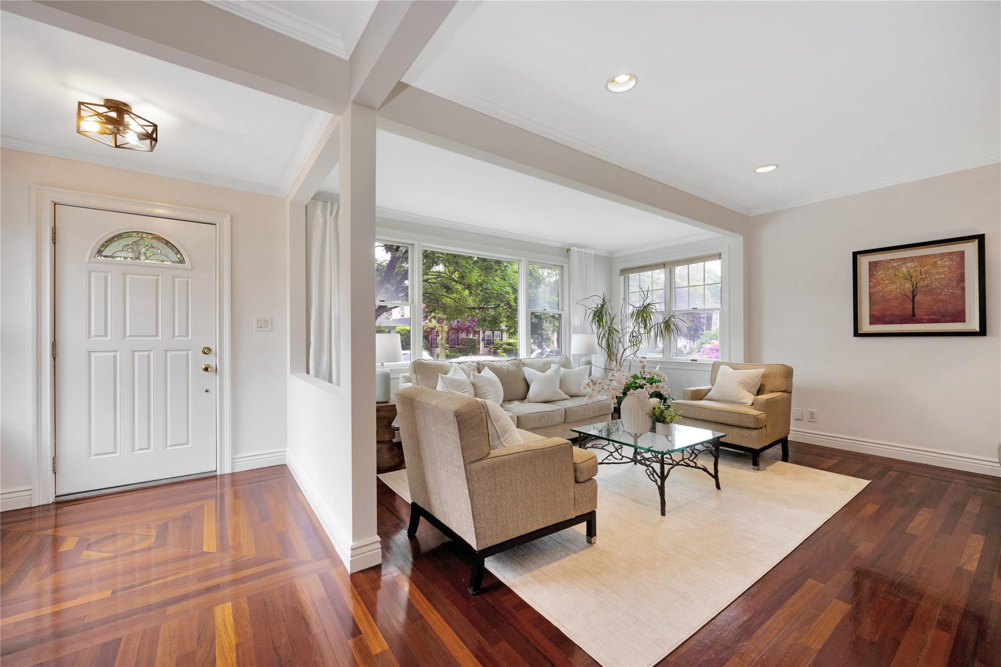 Single Family Geranium  Nassau County, NY 11001, MLS-866827-12