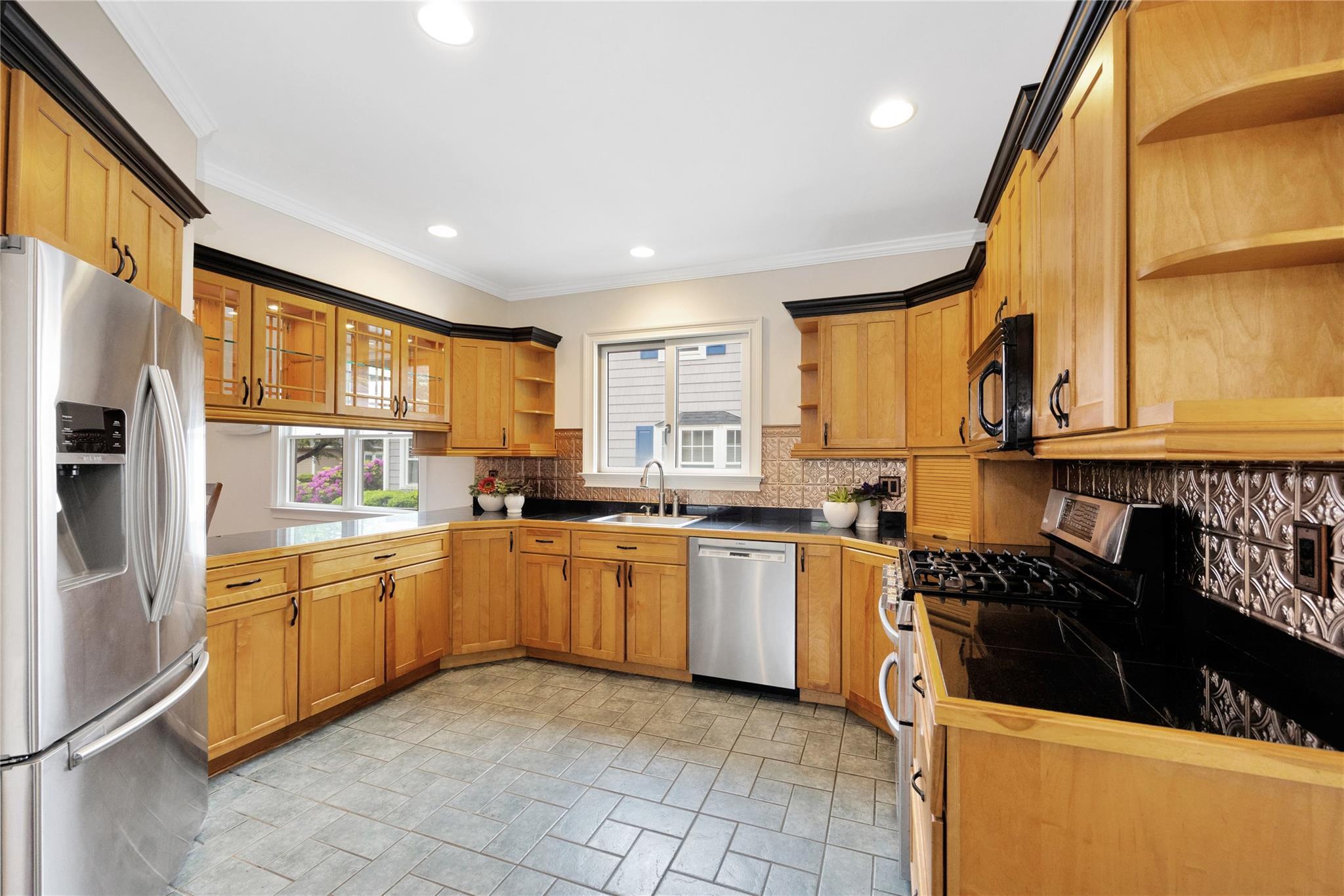 Single Family Geranium  Nassau County, NY 11001, MLS-866827-18