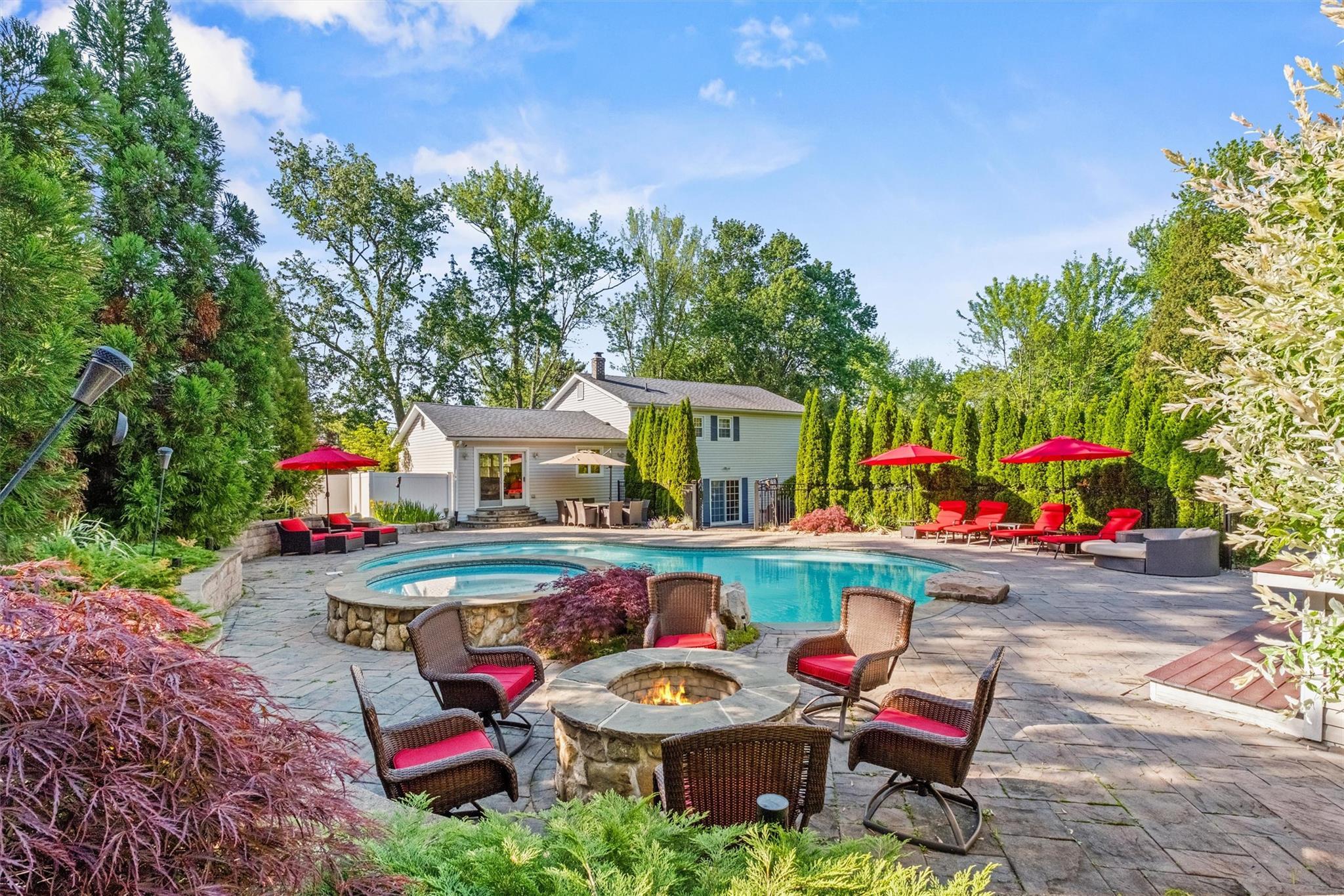 Single Family Bonnie  Westchester County, NY 10598, MLS-866856-24