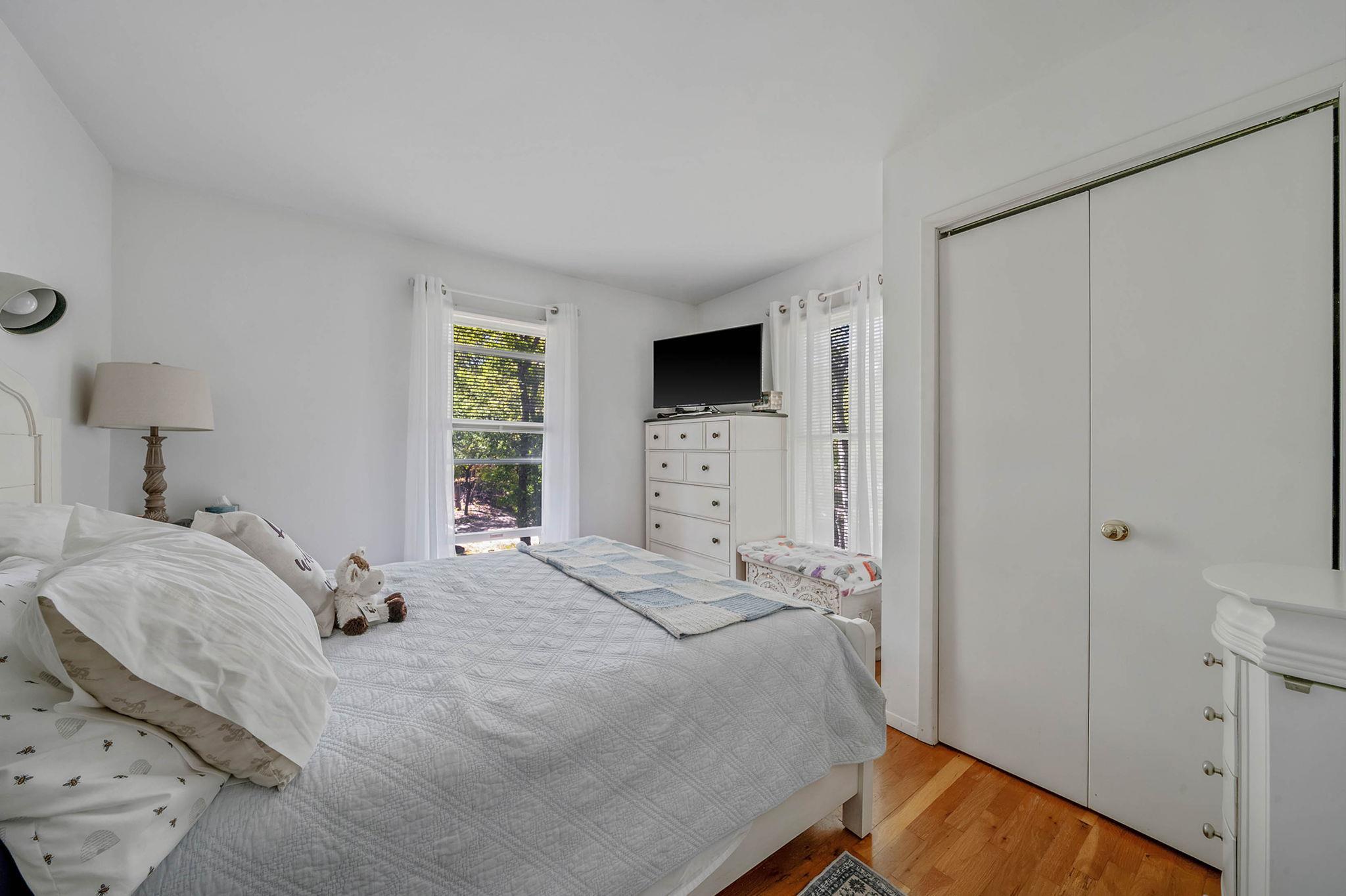 Single Family Huntting  Suffolk County, NY 11937, MLS-866857-7