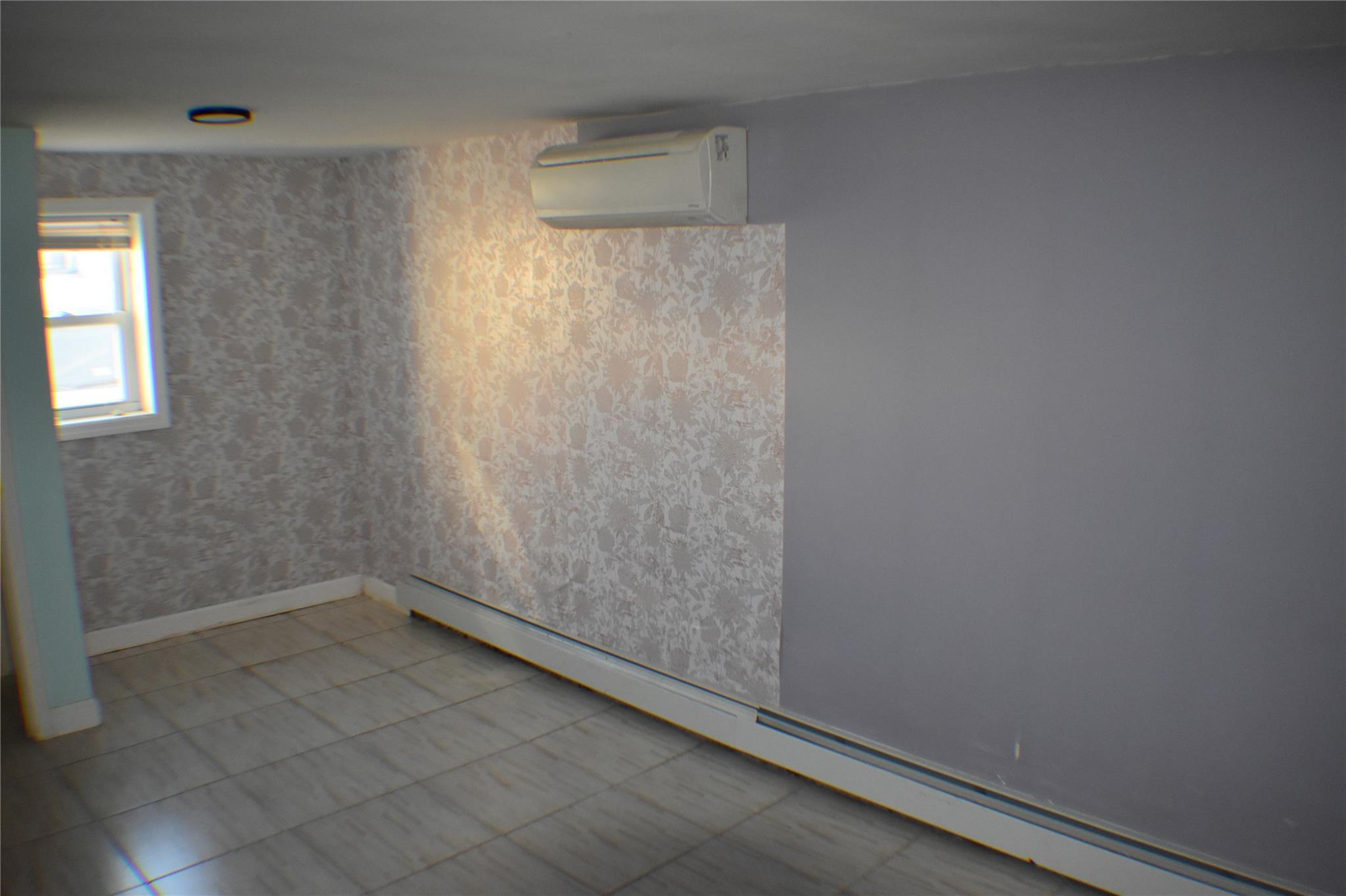 Single Family Gouverneur  Queens, NY 11692, MLS-866909-16