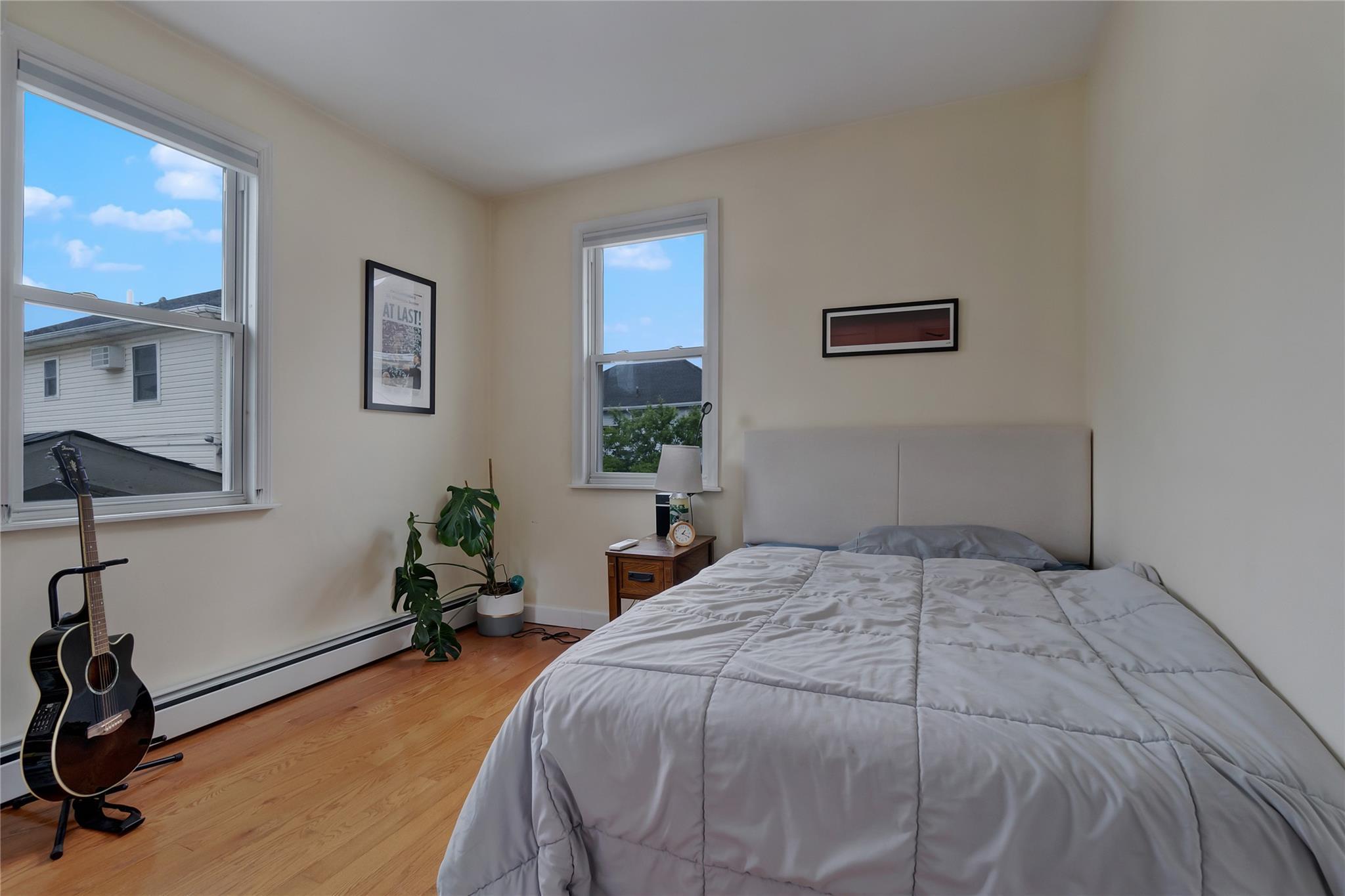 Single Family Gouverneur  Queens, NY 11692, MLS-866909-9