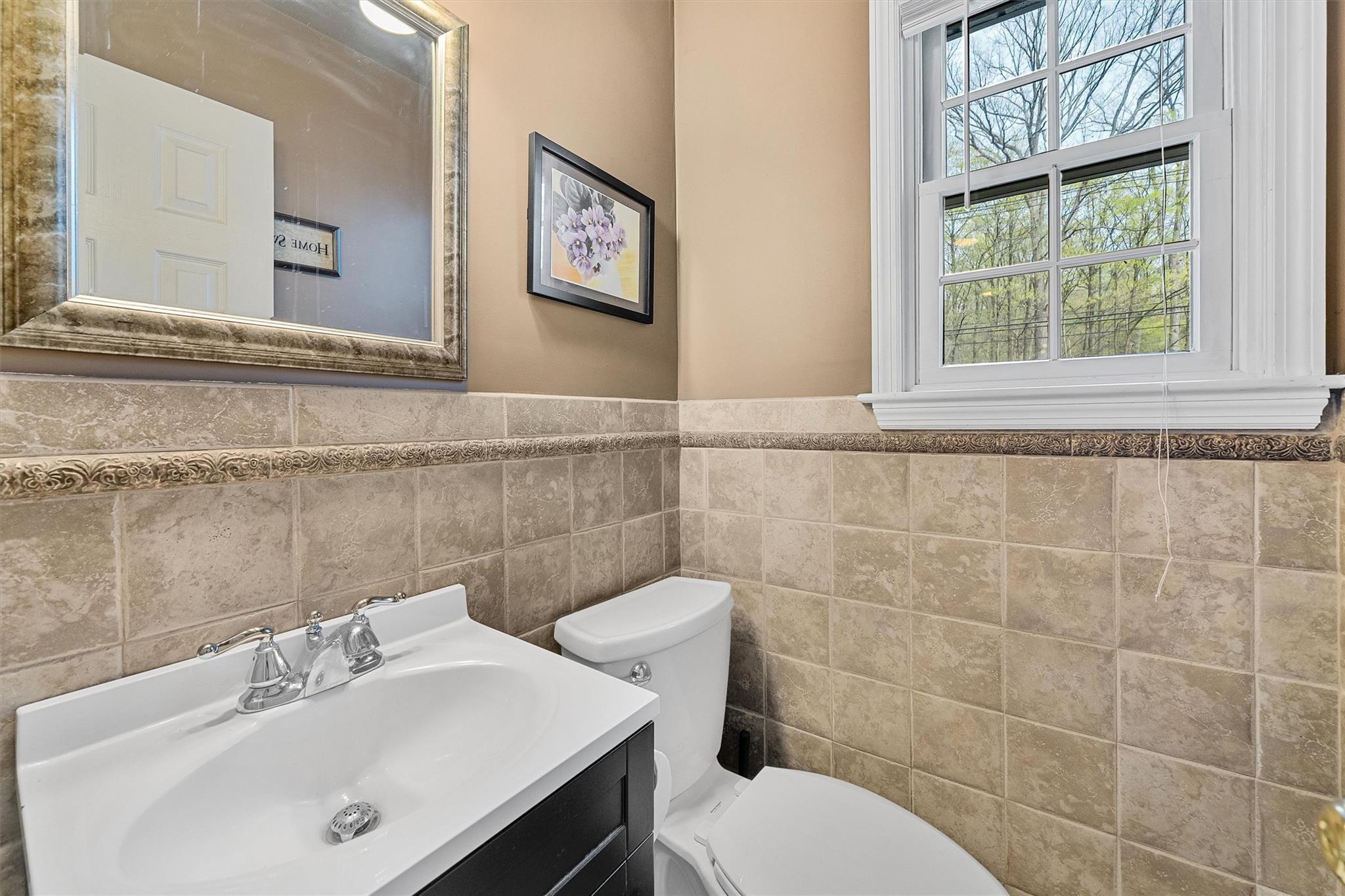 Single Family Mile  Rockland County, NY 10901, MLS-866918-31