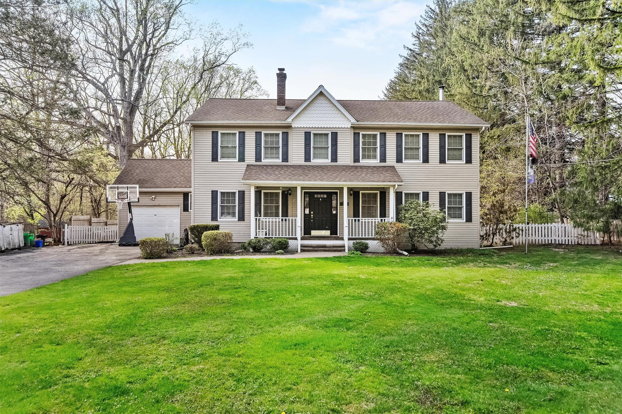 Single Family Mile  Rockland County, NY 10901, MLS-866918-5